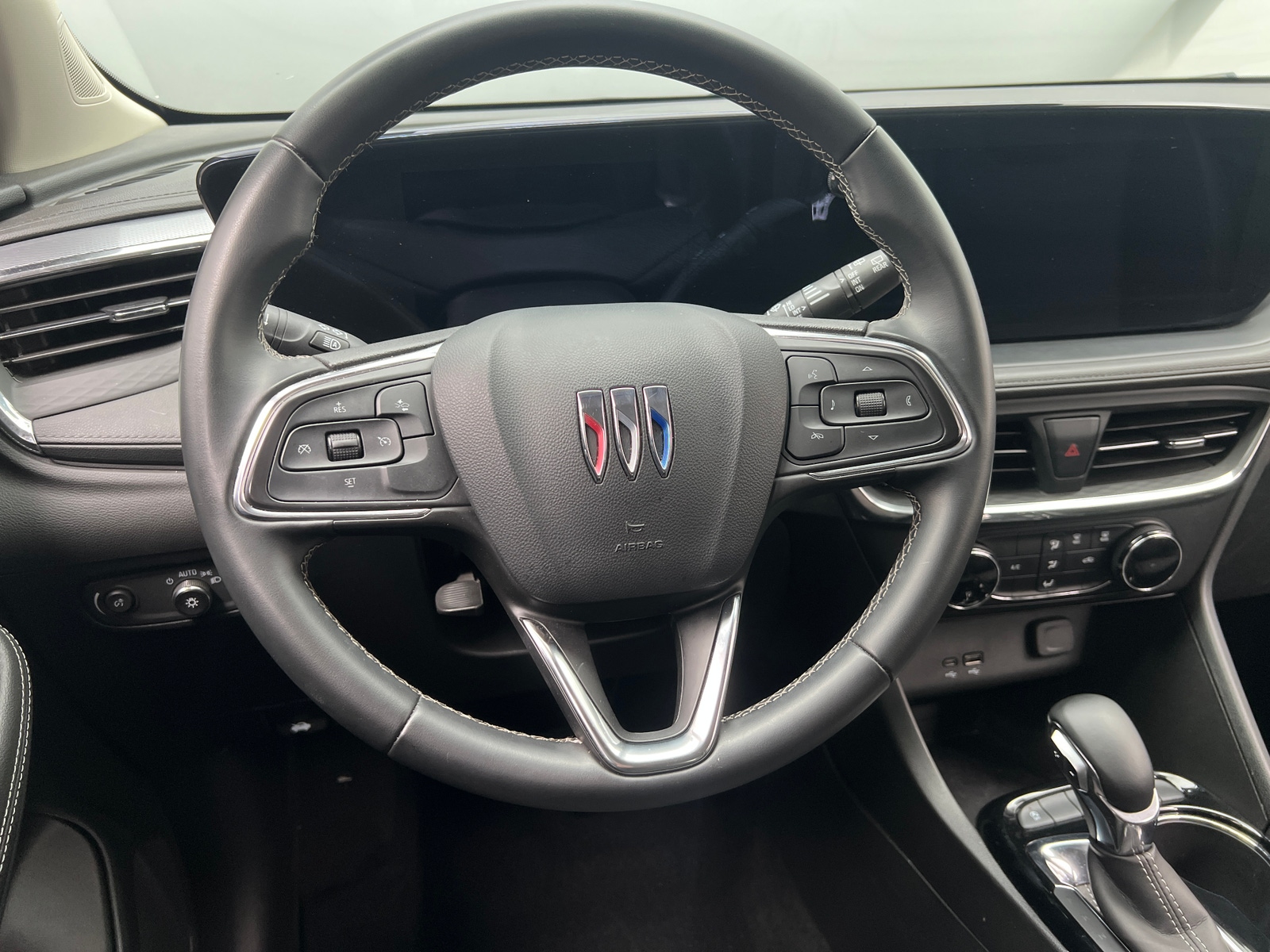 Thumbnail: 2025 Buick Encore GX - 5