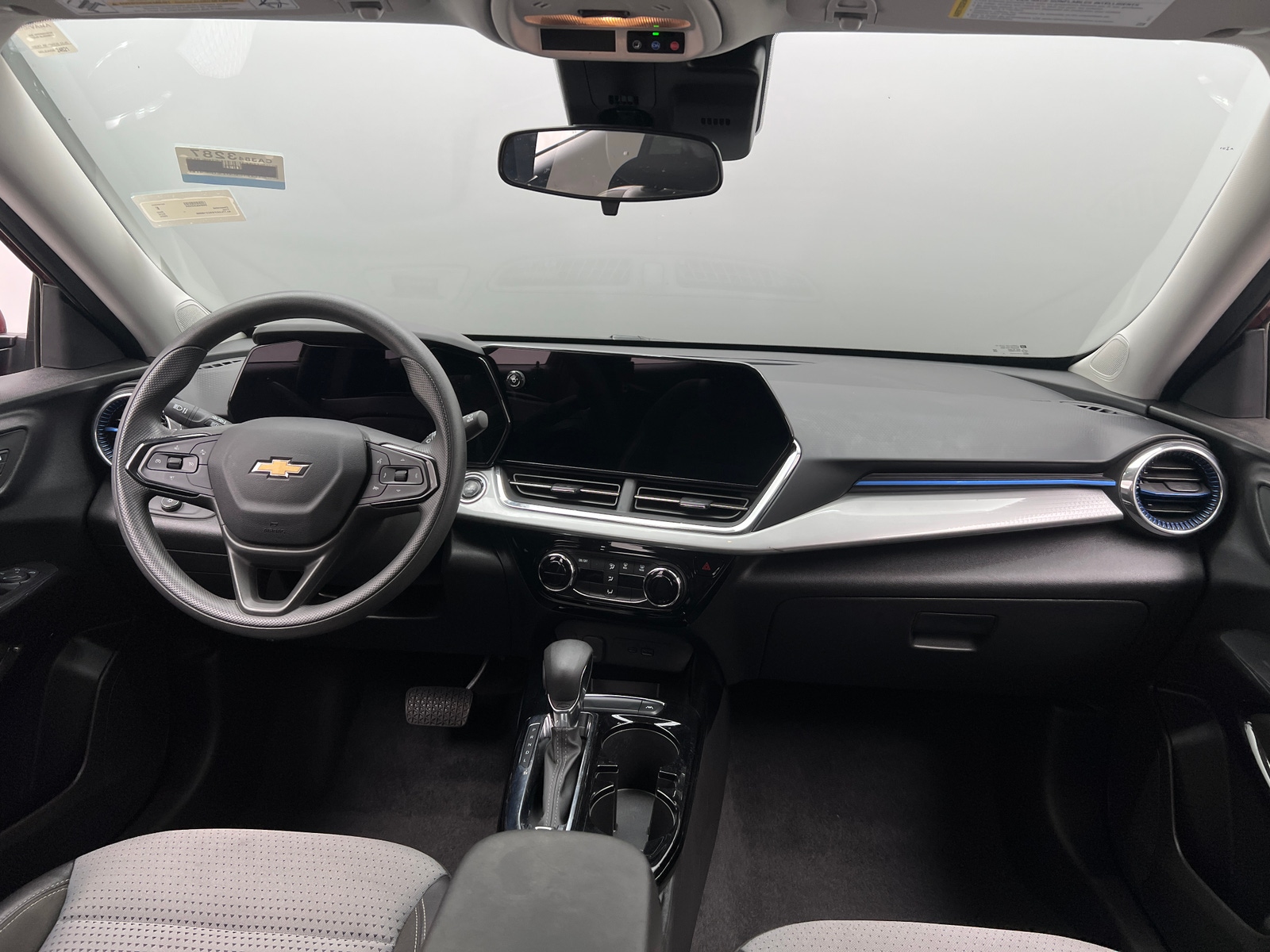Thumbnail: 2025 Chevrolet Trax - 3