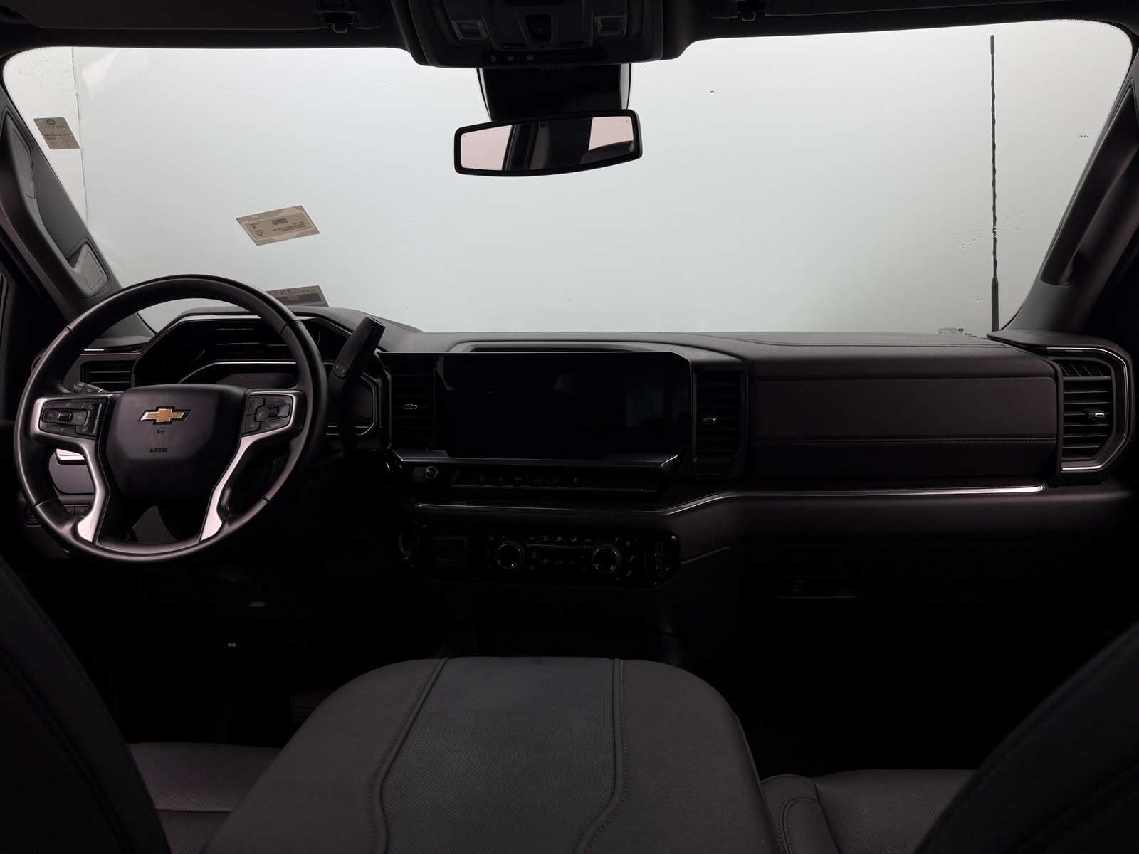 Thumbnail: 2024 Chevrolet Silverado 3500 - 2