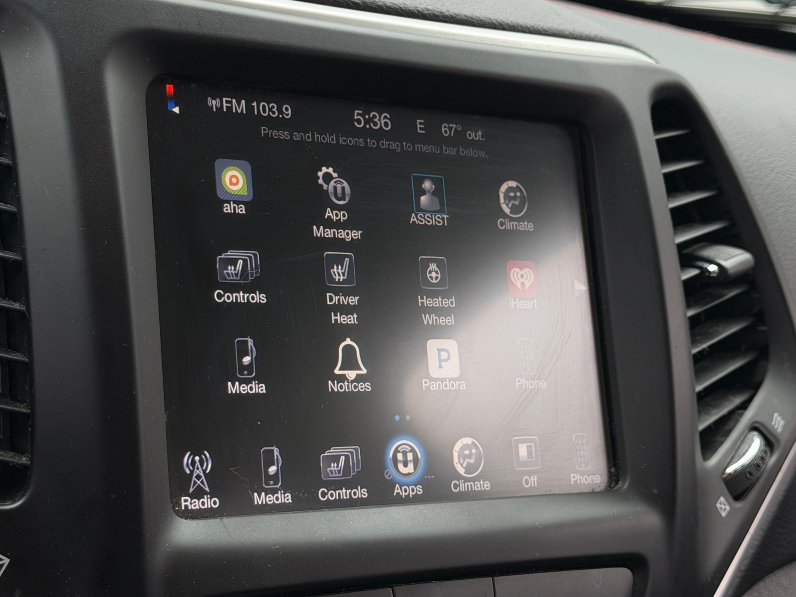 Thumbnail: 2017 Jeep Cherokee - 4
