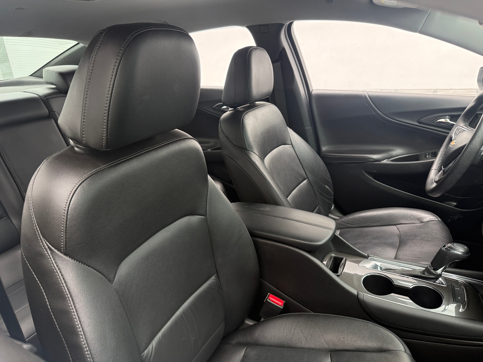 Thumbnail: 2016 Chevrolet Malibu - 2