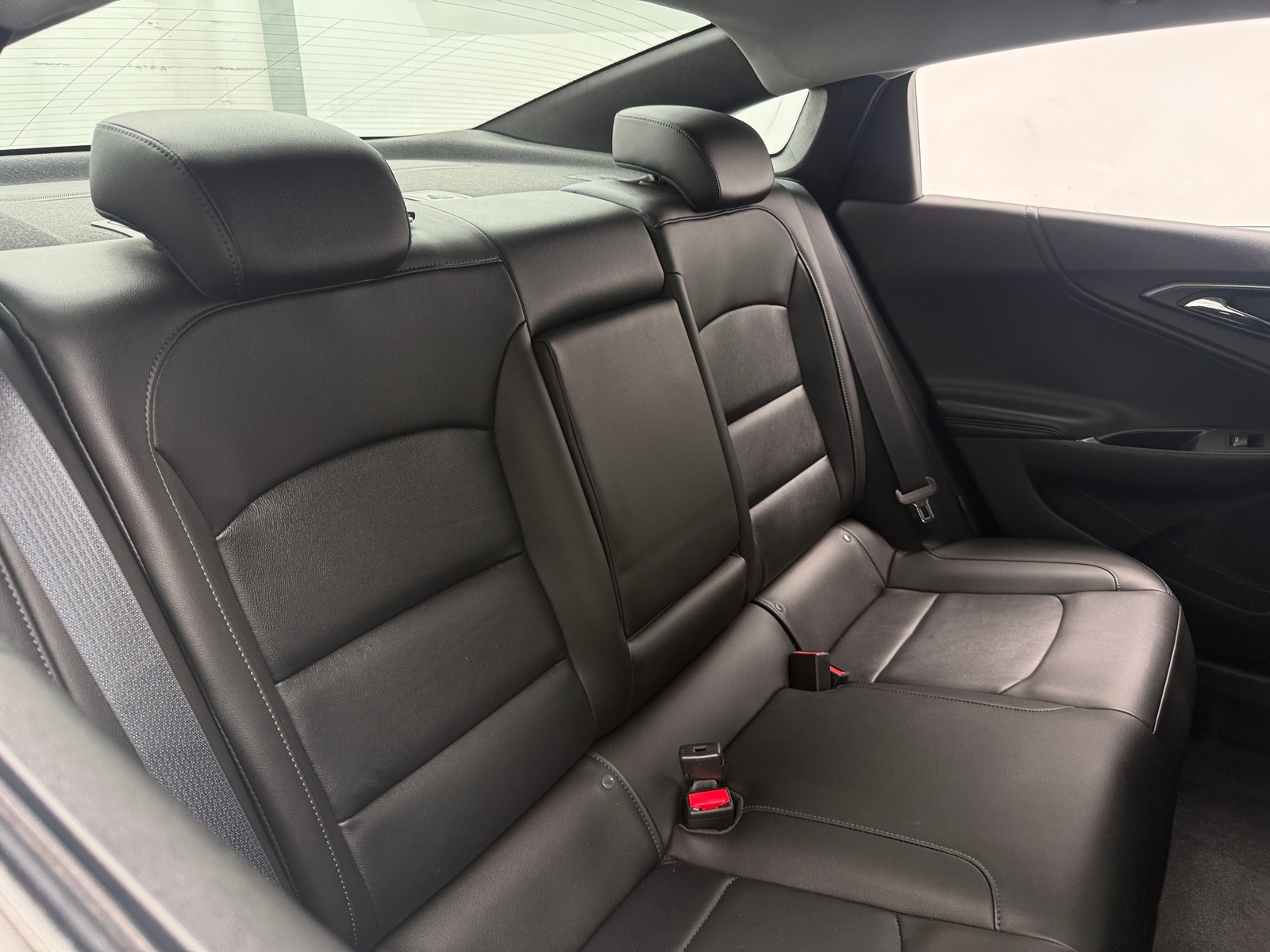 Thumbnail: 2016 Chevrolet Malibu - 6