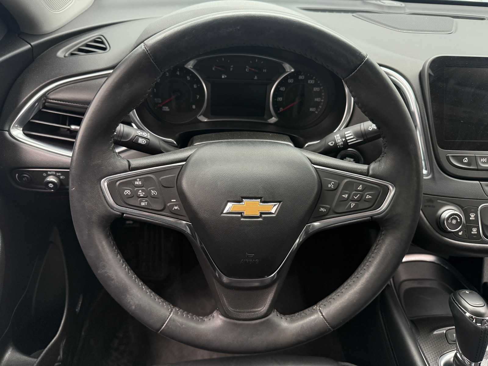 Thumbnail: 2016 Chevrolet Malibu - 5