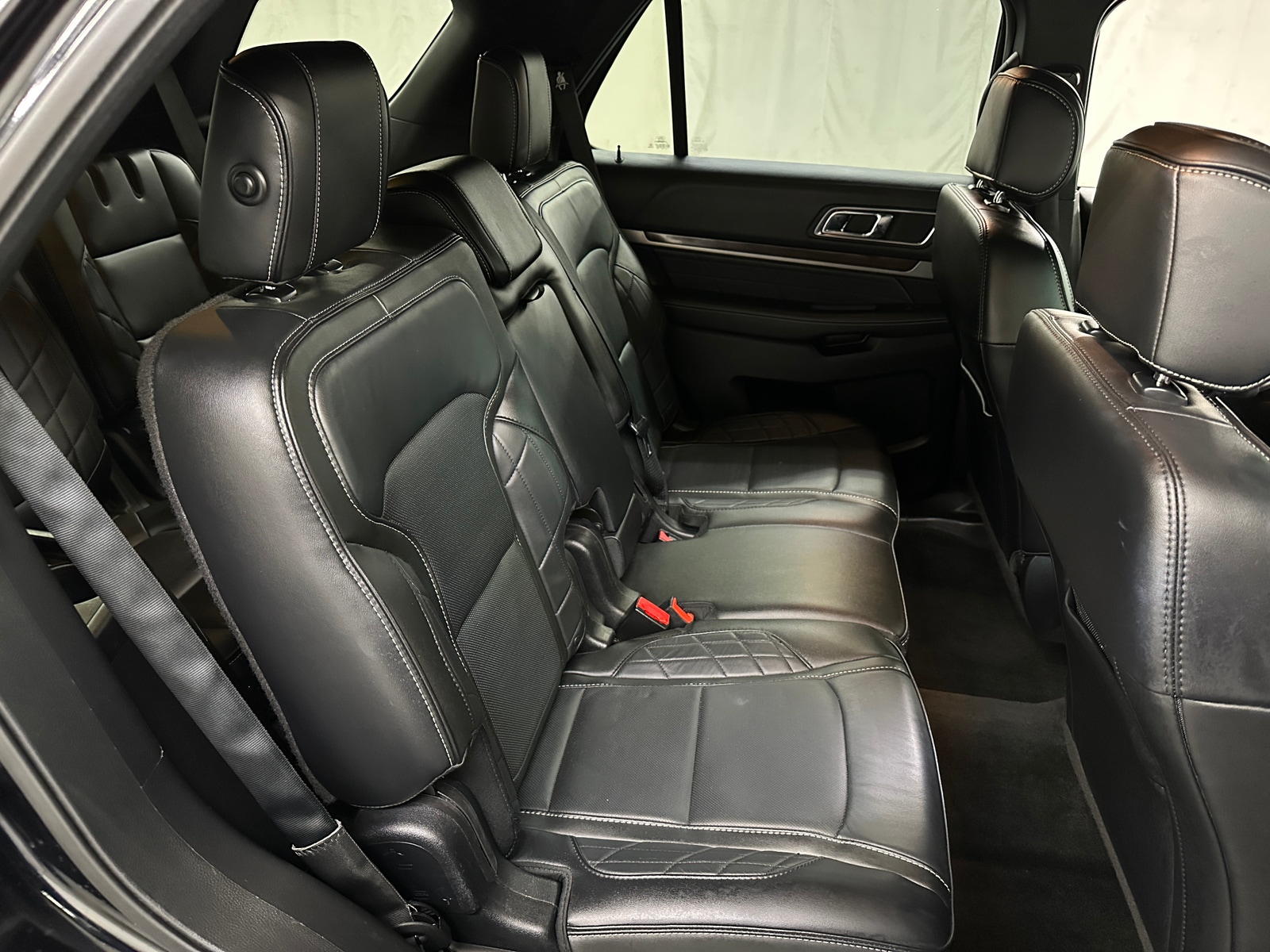 Thumbnail: 2017 Ford Explorer - 5