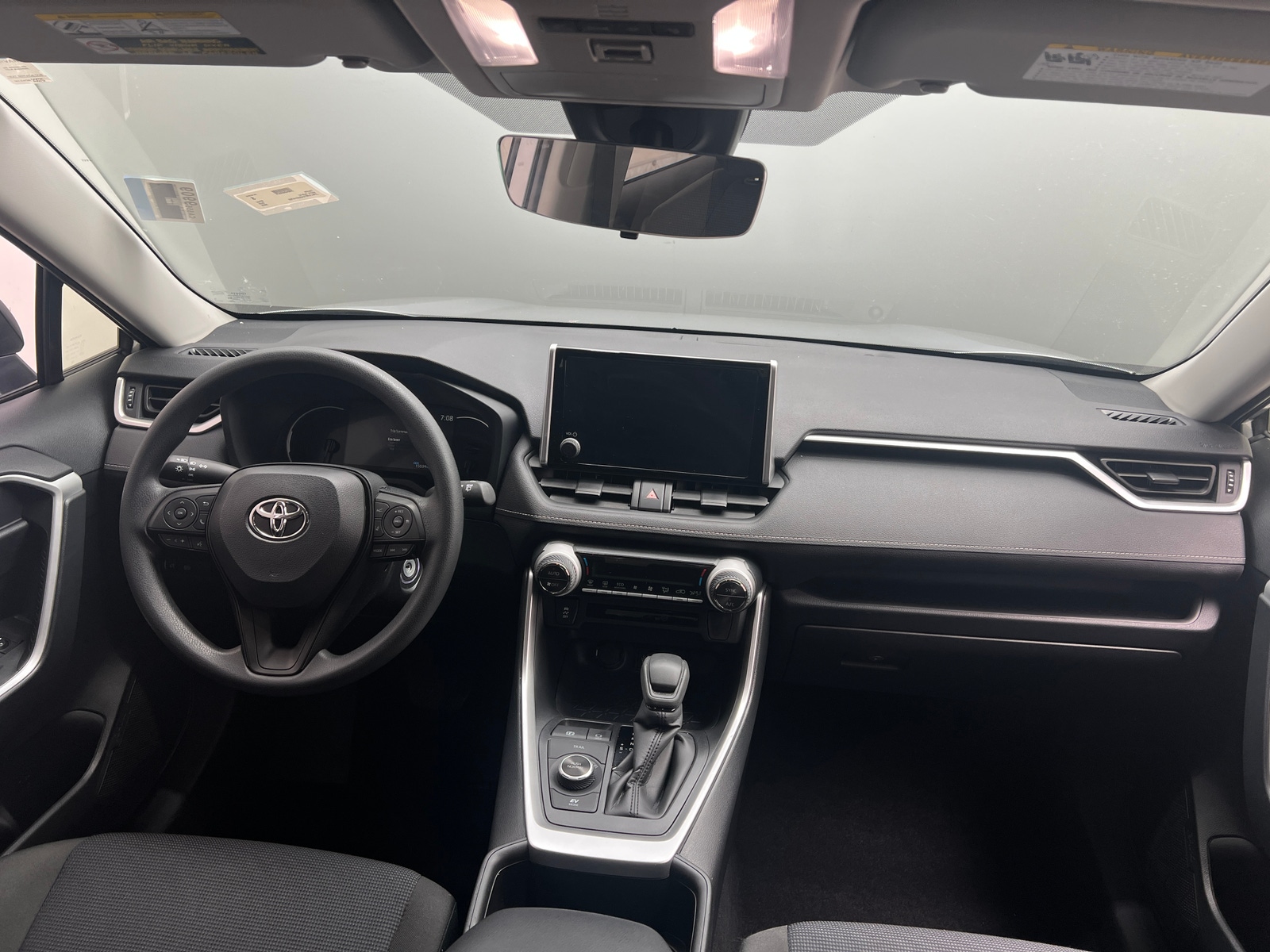 Thumbnail: 2025 Toyota RAV4 - 3
