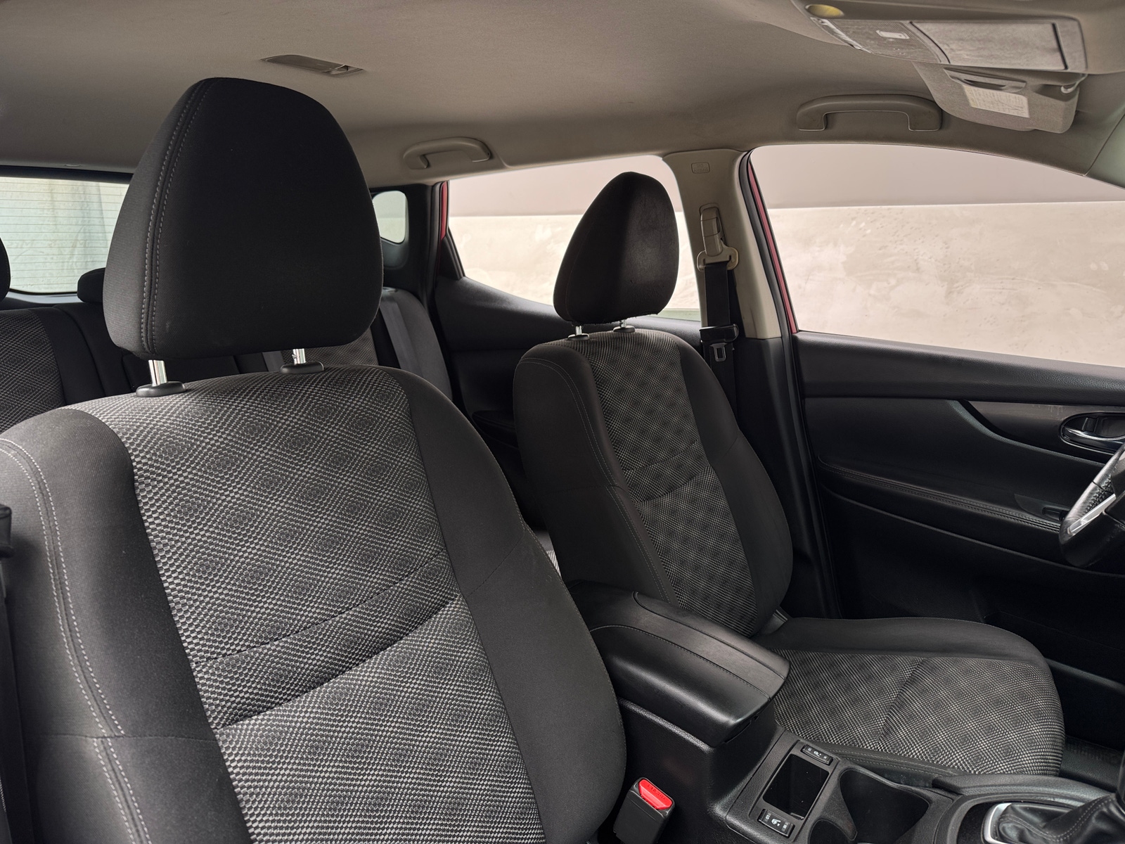 Thumbnail: 2018 Nissan Rogue Sport - 2