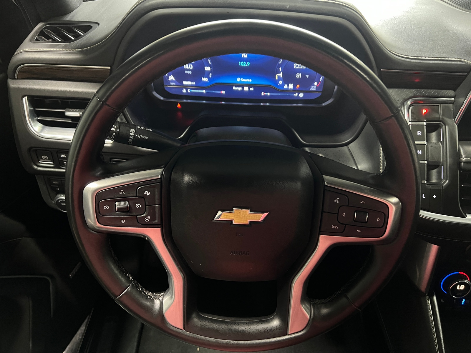 Thumbnail: 2023 Chevrolet Suburban - 4