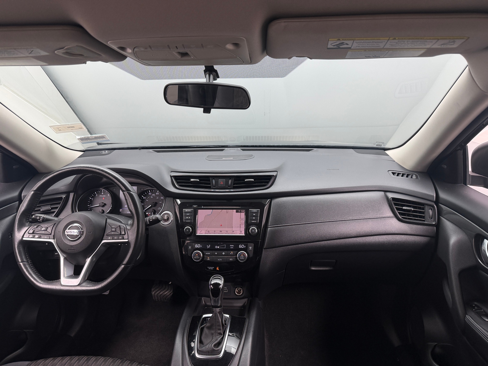 Thumbnail: 2018 Nissan Rogue - 3