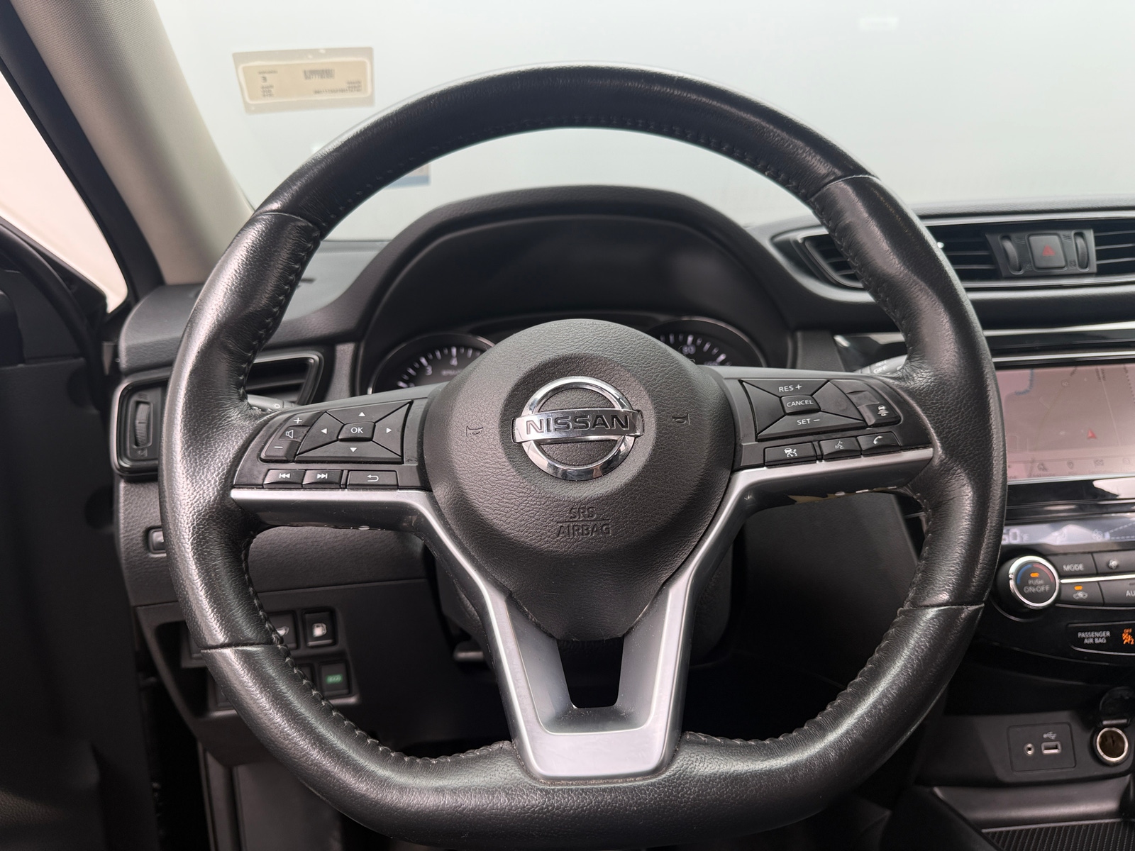 Thumbnail: 2018 Nissan Rogue - 5