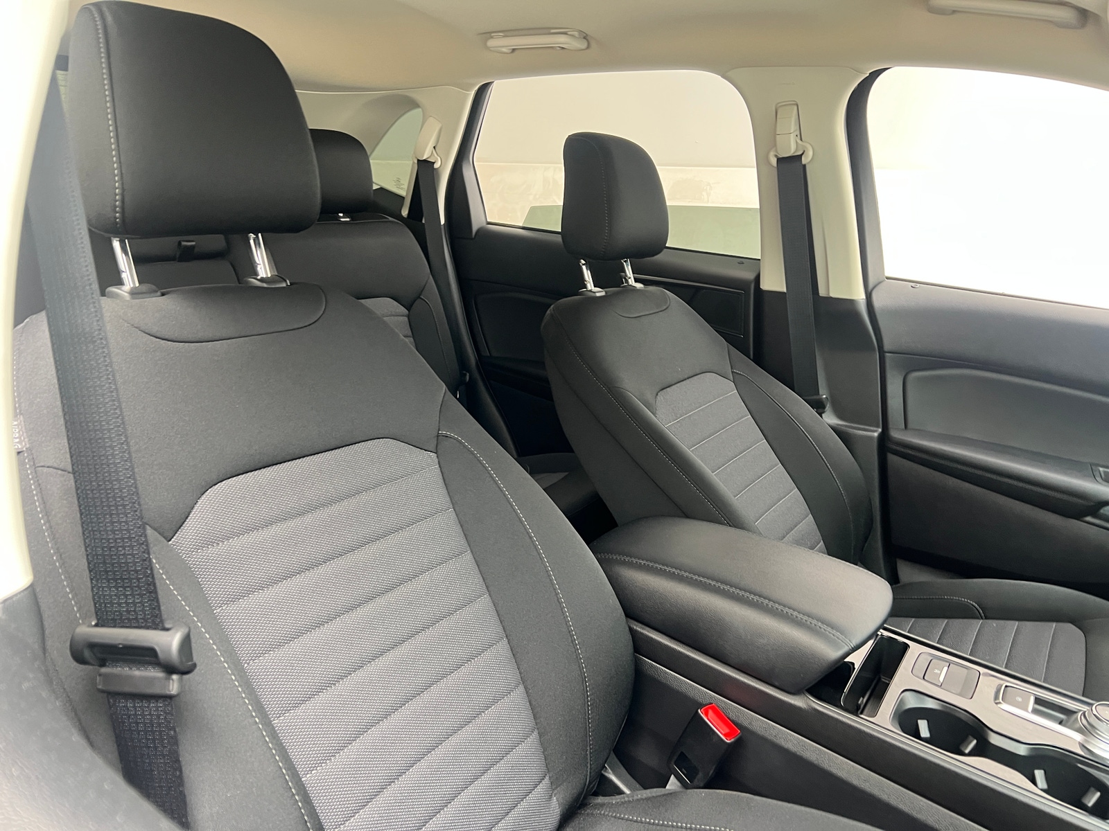 Thumbnail: 2020 Ford Edge - 2