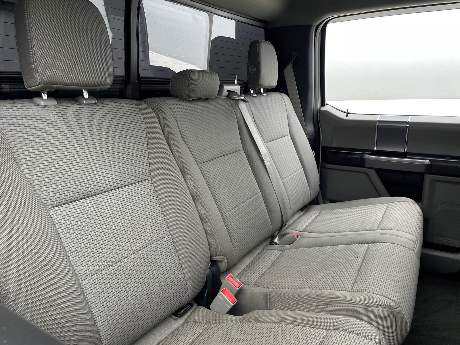 Thumbnail: 2018 Ford Econoline - 6