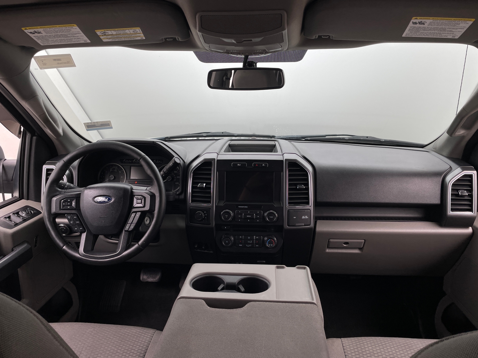 Thumbnail: 2018 Ford Econoline - 3