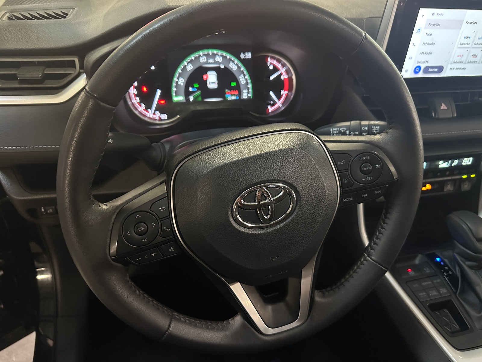 Thumbnail: 2025 Toyota RAV4 - 5
