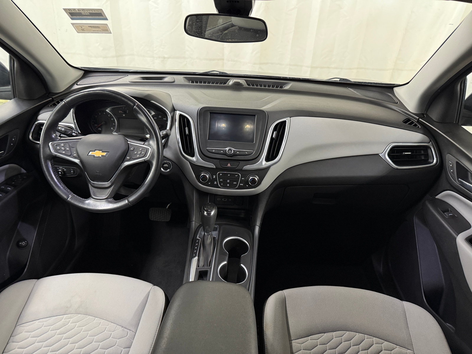 Thumbnail: 2020 Chevrolet Equinox - 3