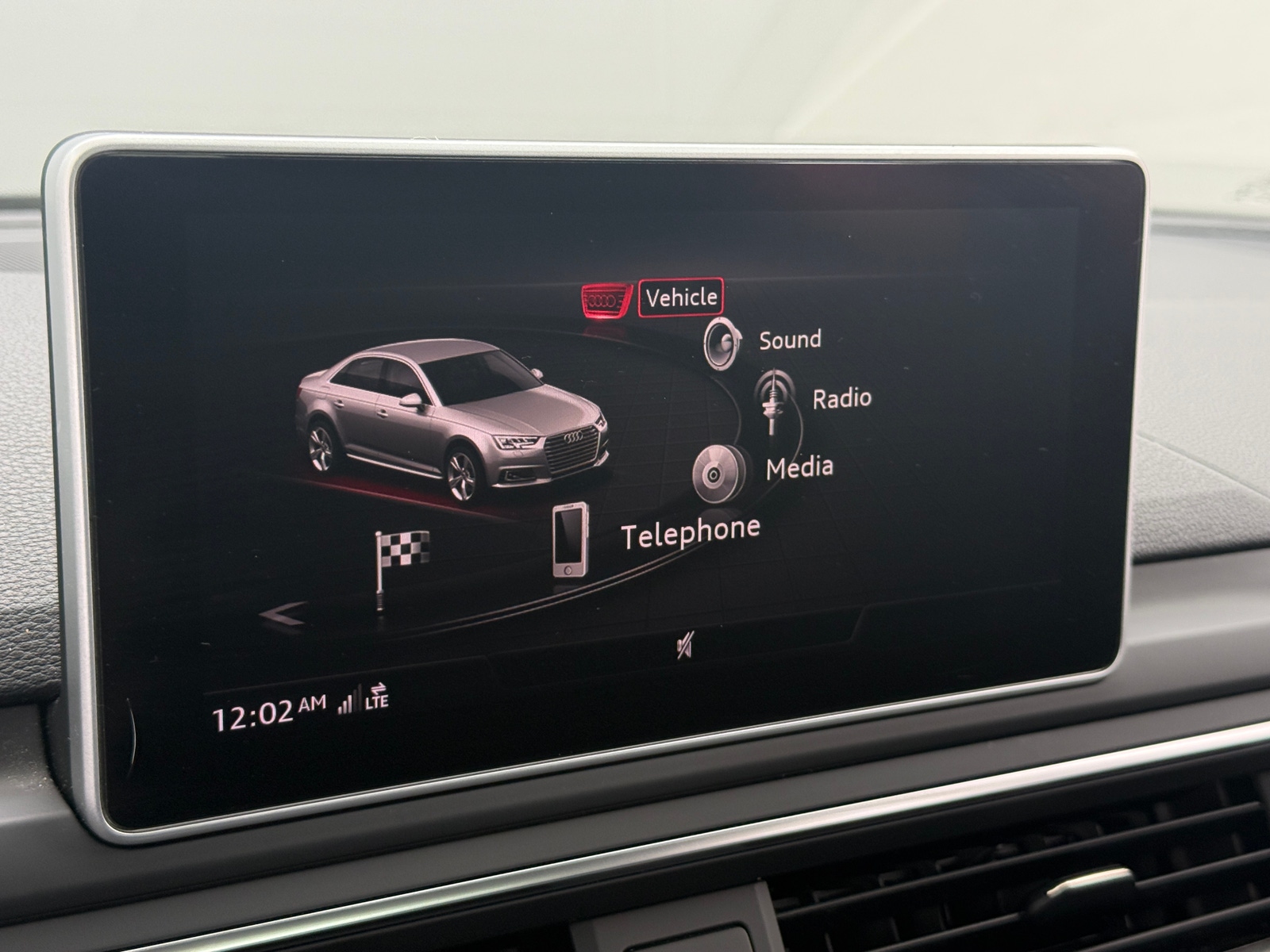 Thumbnail: 2017 Audi A4 - 3