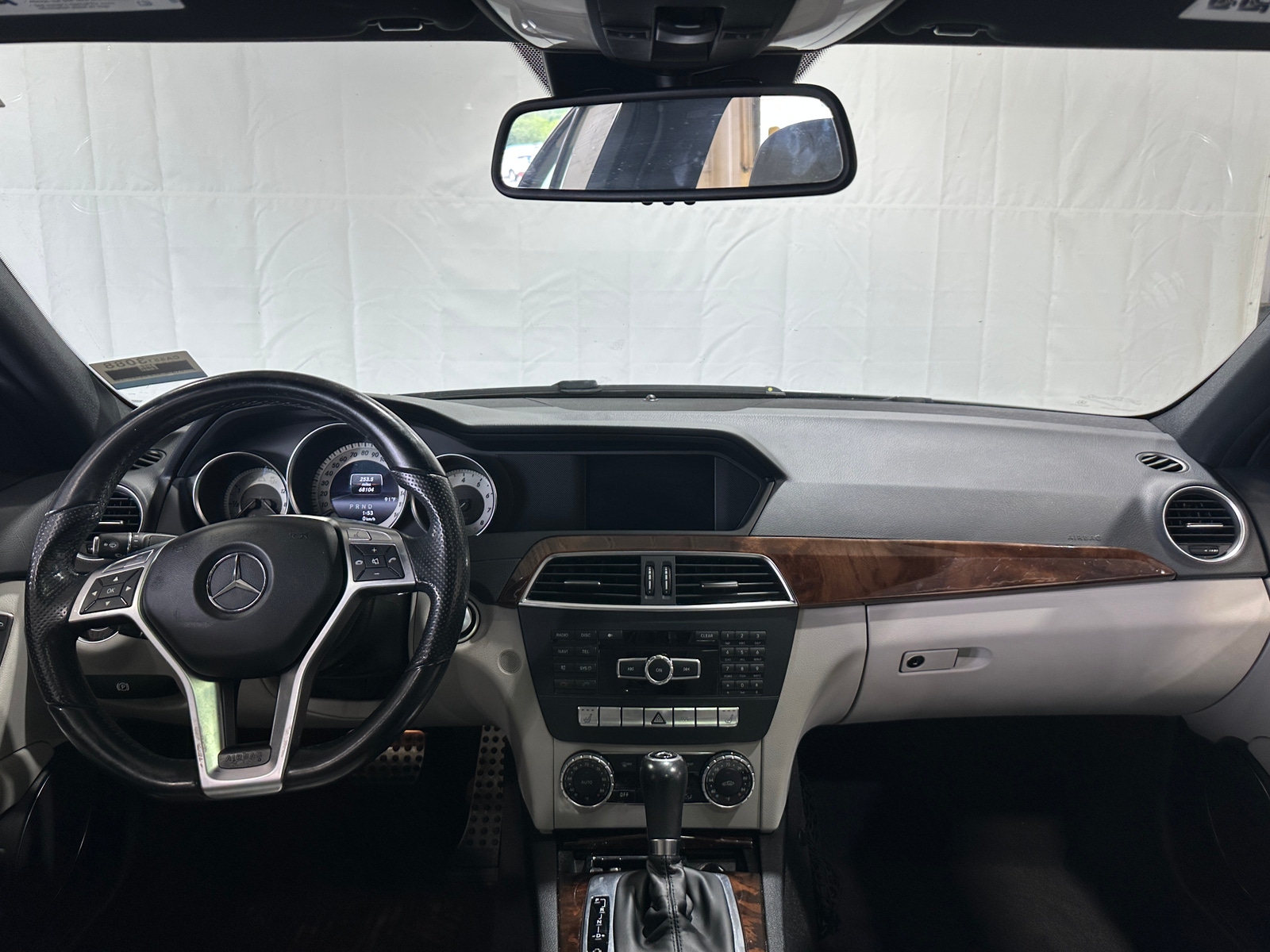 Thumbnail: 2014 Mercedes-Benz C-Class - 2