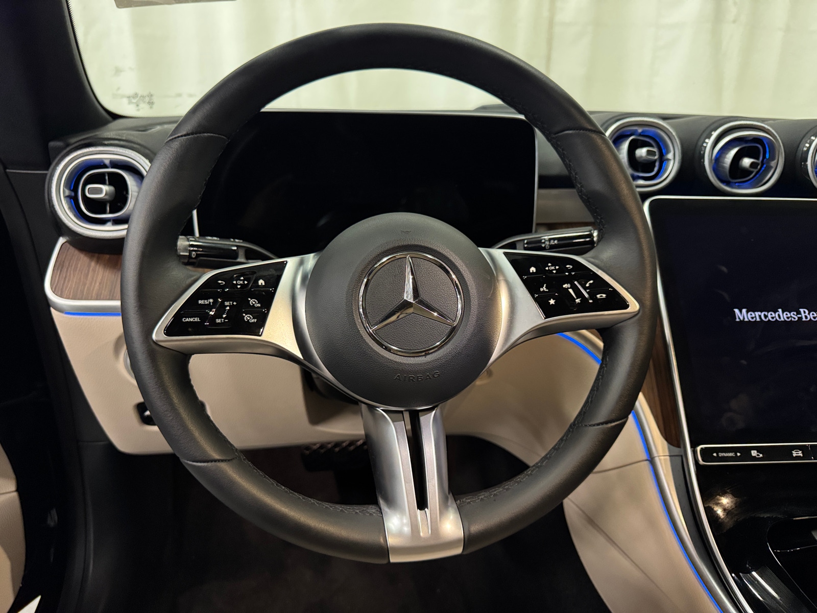 Thumbnail: 2024 Mercedes-Benz CLE - 3