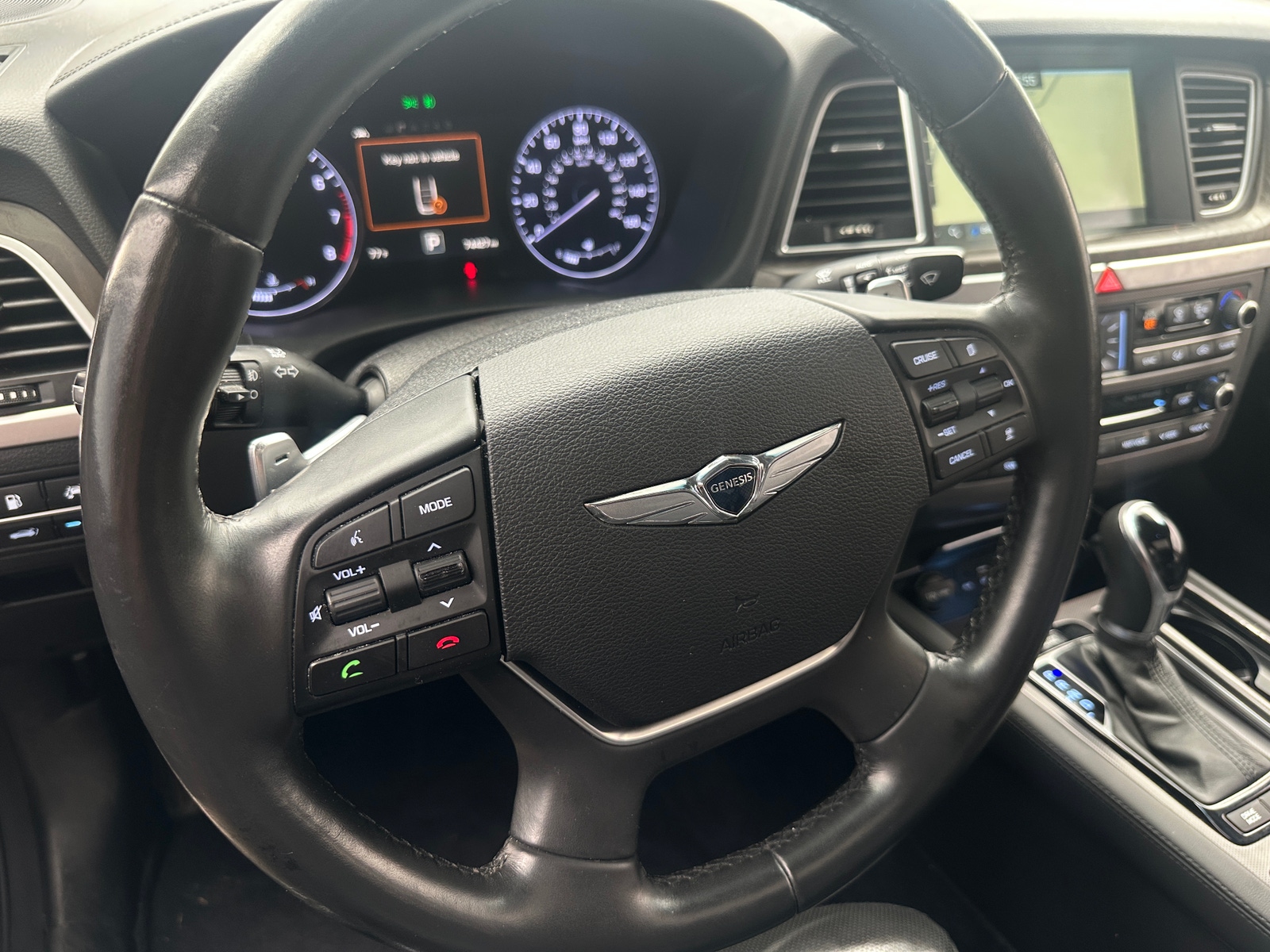 Thumbnail: 2017 Genesis G80 - 4