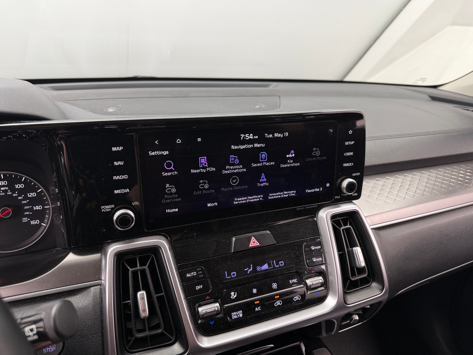 Thumbnail: 2023 Kia Sorento - 3