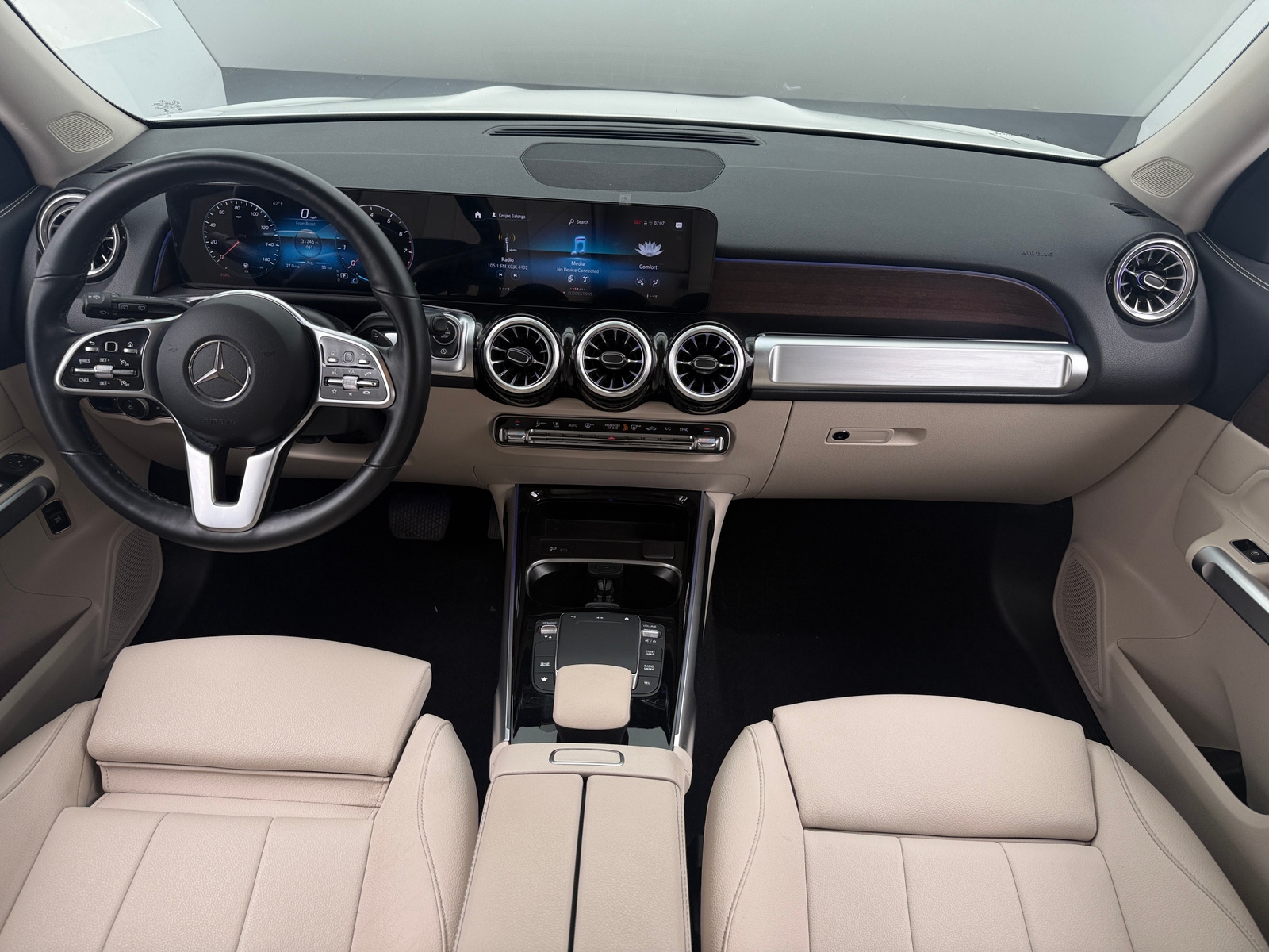 Thumbnail: 2023 Mercedes-Benz GLB - 2