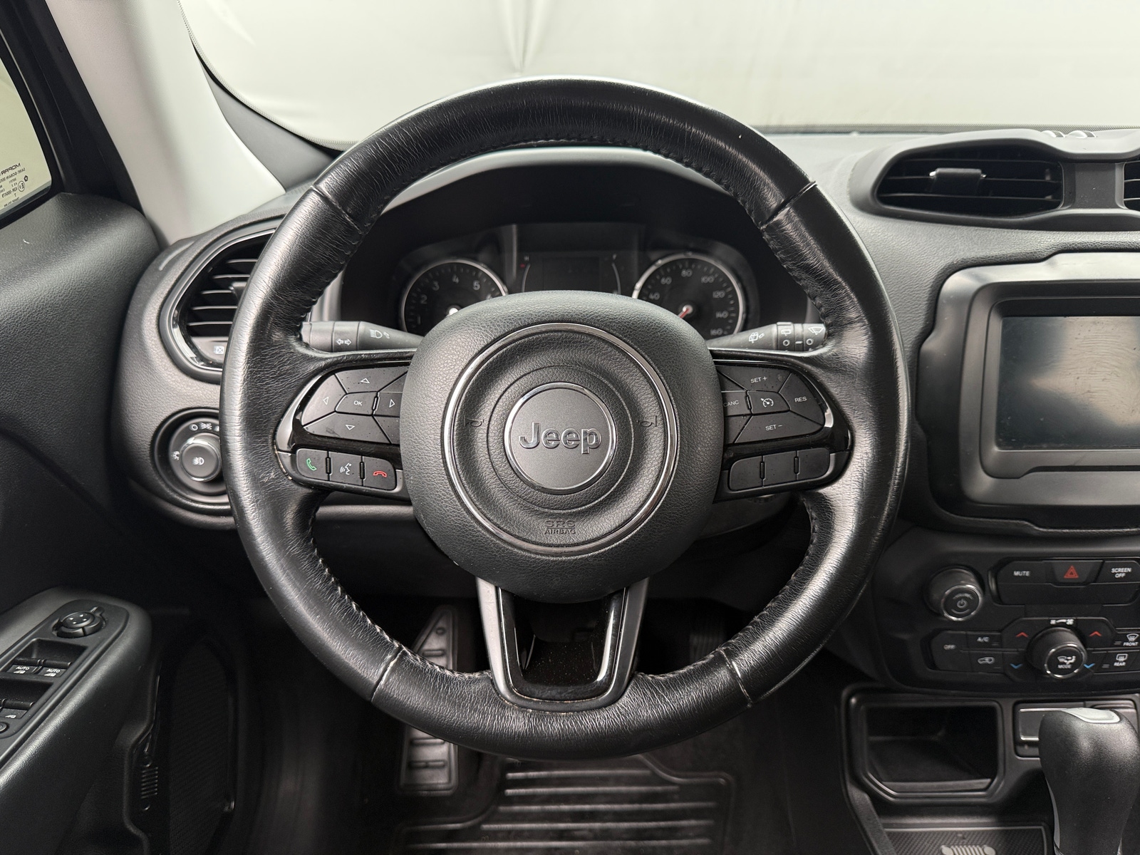 Thumbnail: 2018 Jeep Renegade - 5