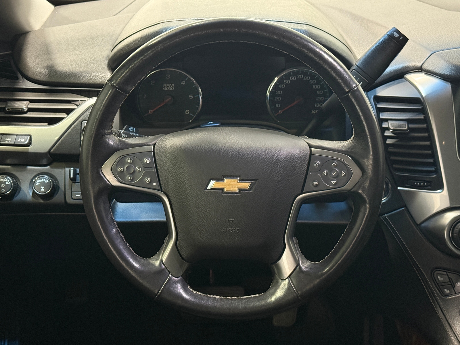 Thumbnail: 2020 Chevrolet Tahoe - 4