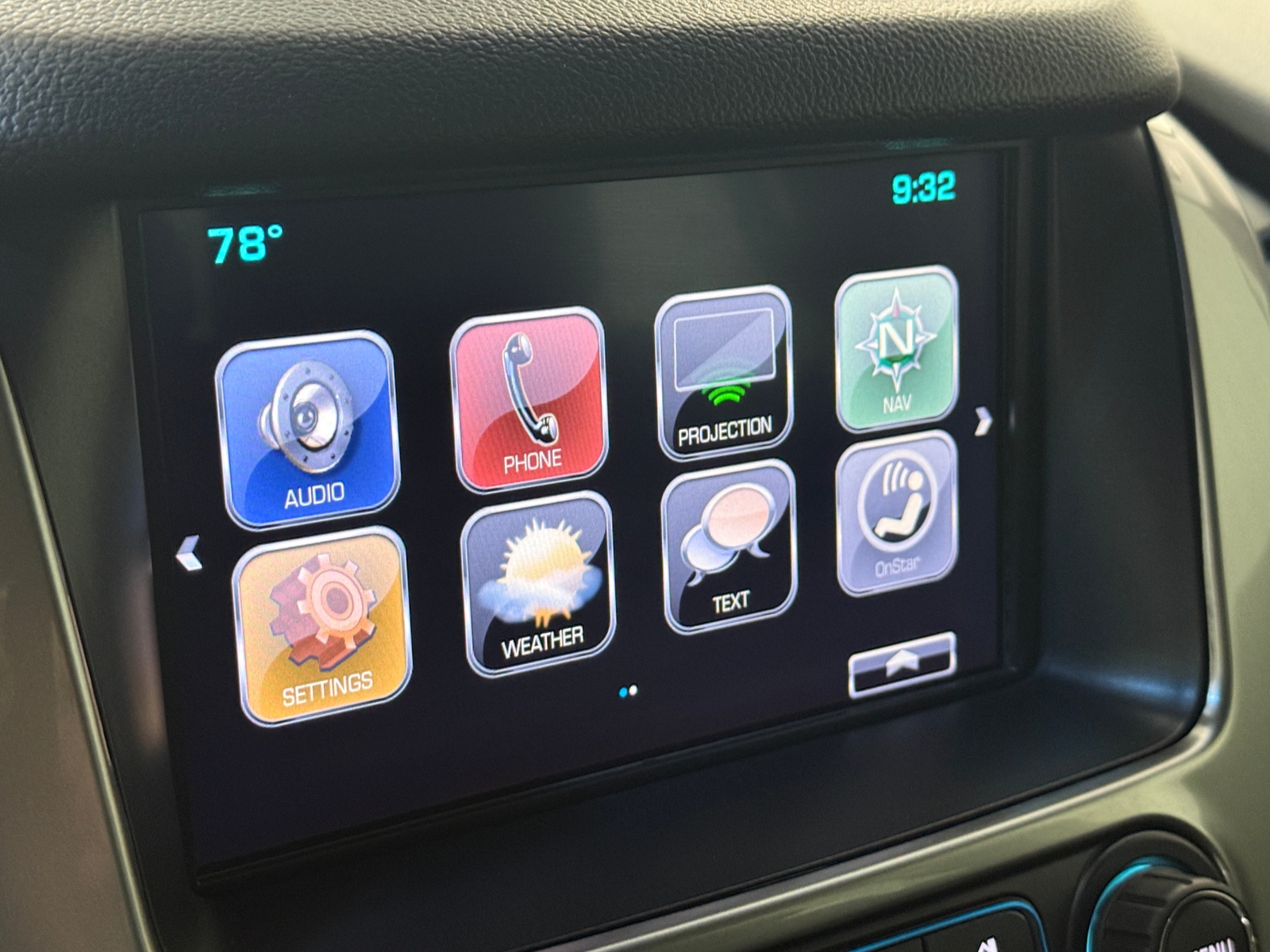 Thumbnail: 2020 Chevrolet Tahoe - 3