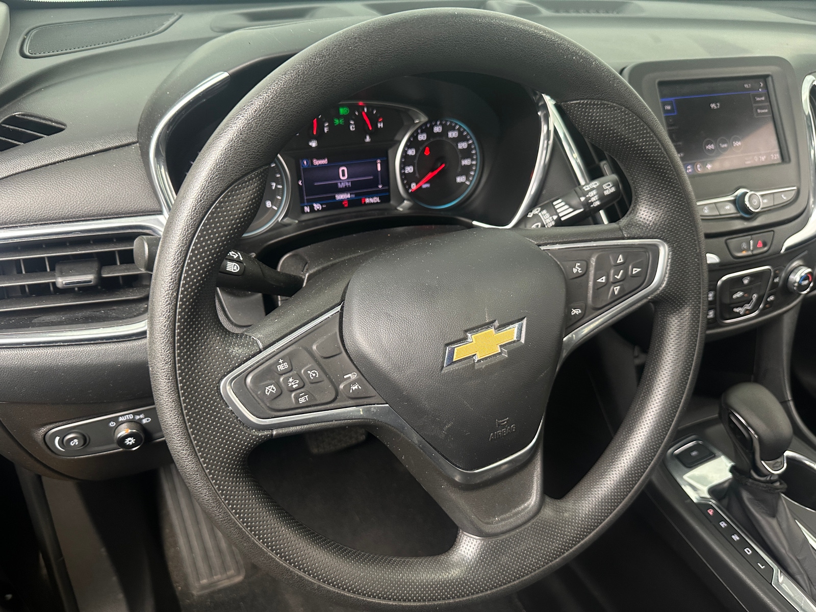 Thumbnail: 2023 Chevrolet Equinox - 5