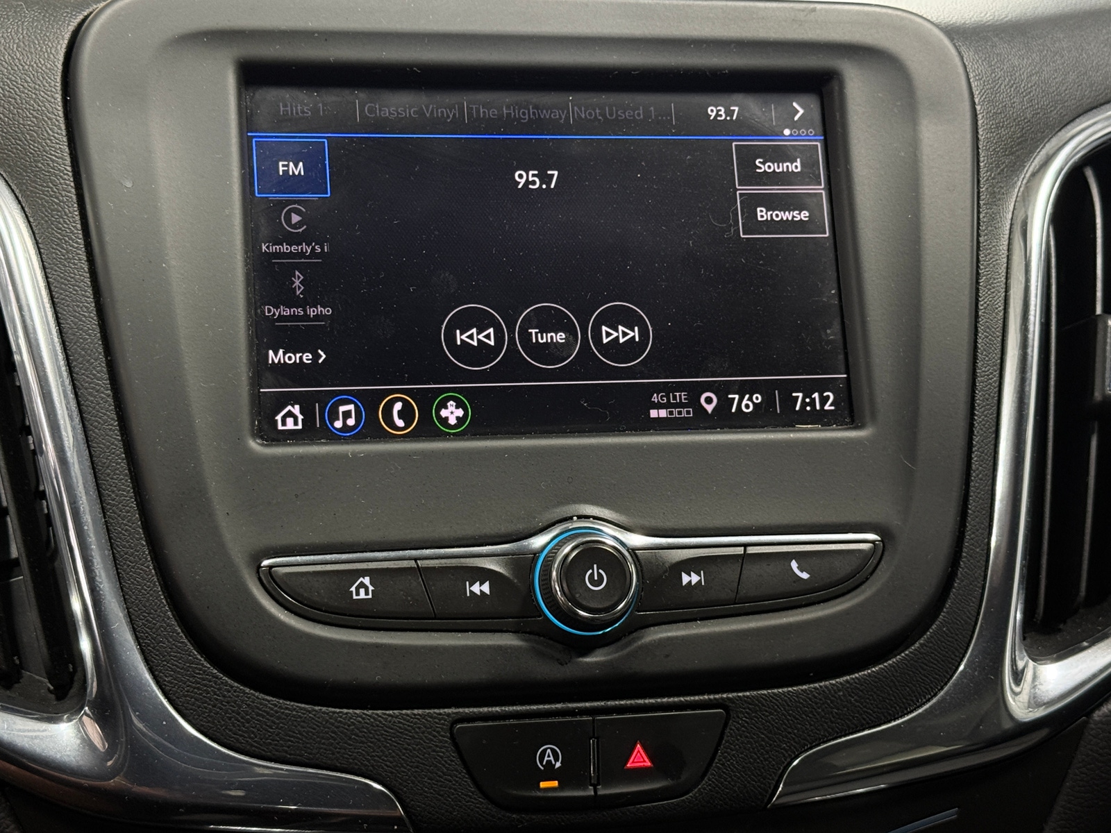 Thumbnail: 2023 Chevrolet Equinox - 4