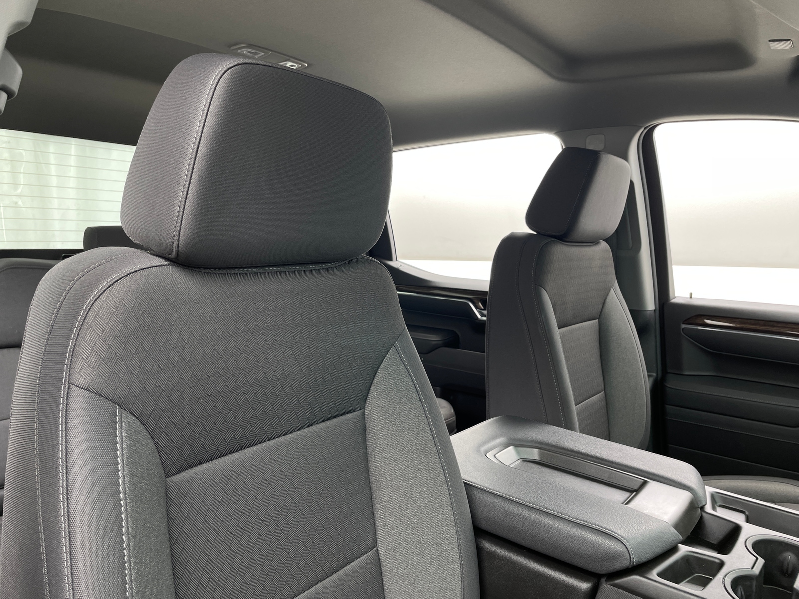 Thumbnail: 2025 GMC Sierra 1500 - 2