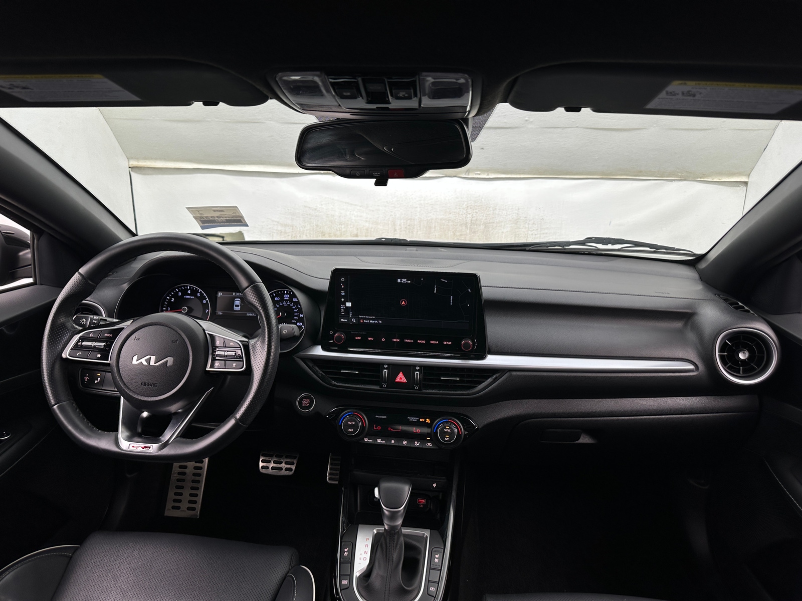 Thumbnail: 2023 Kia Forte - 3