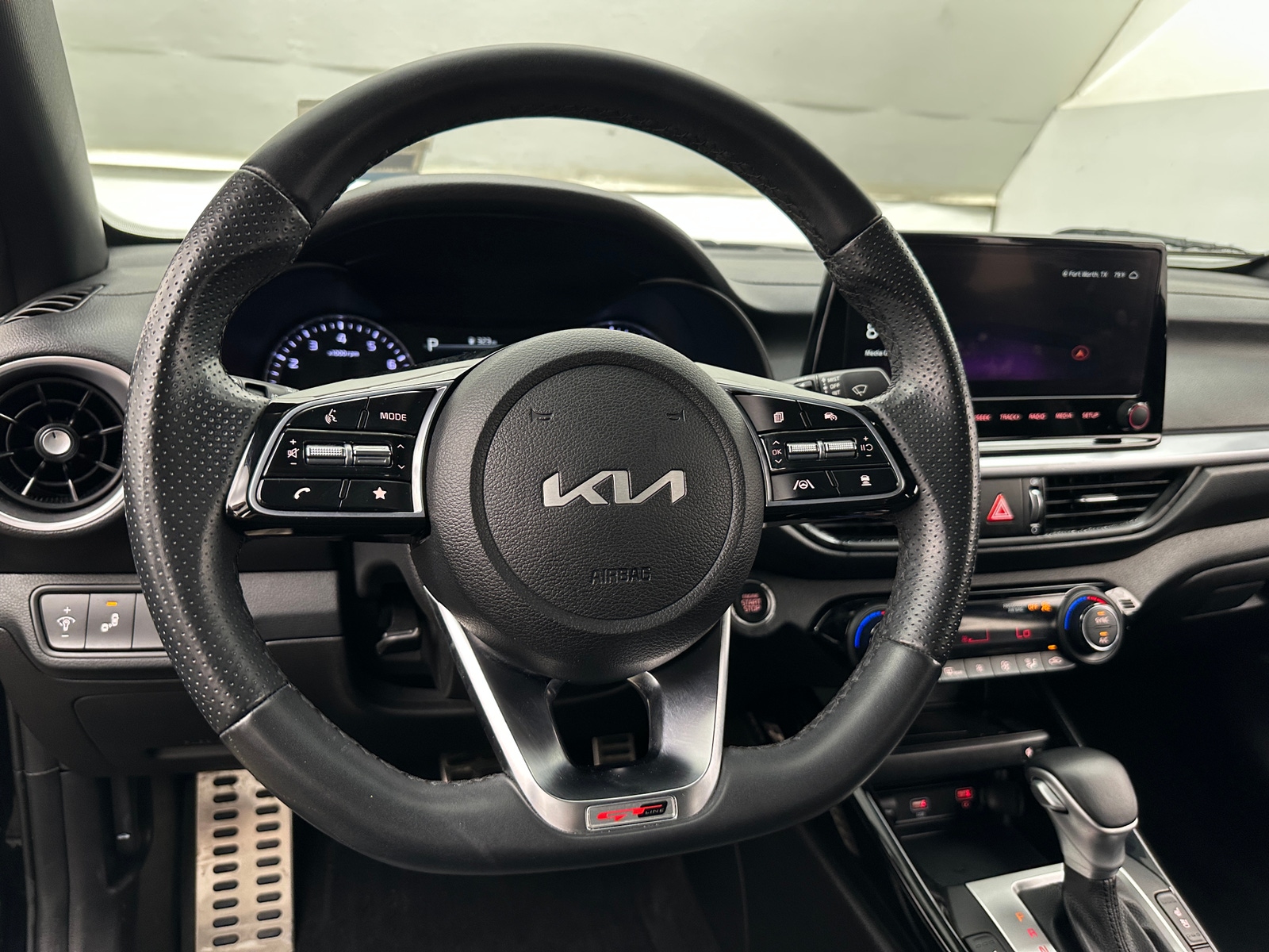 Thumbnail: 2023 Kia Forte - 5