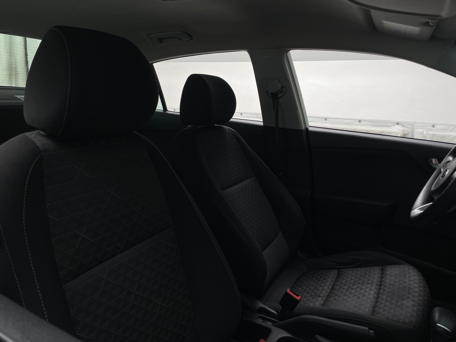 Thumbnail: 2018 Kia Rio - 2
