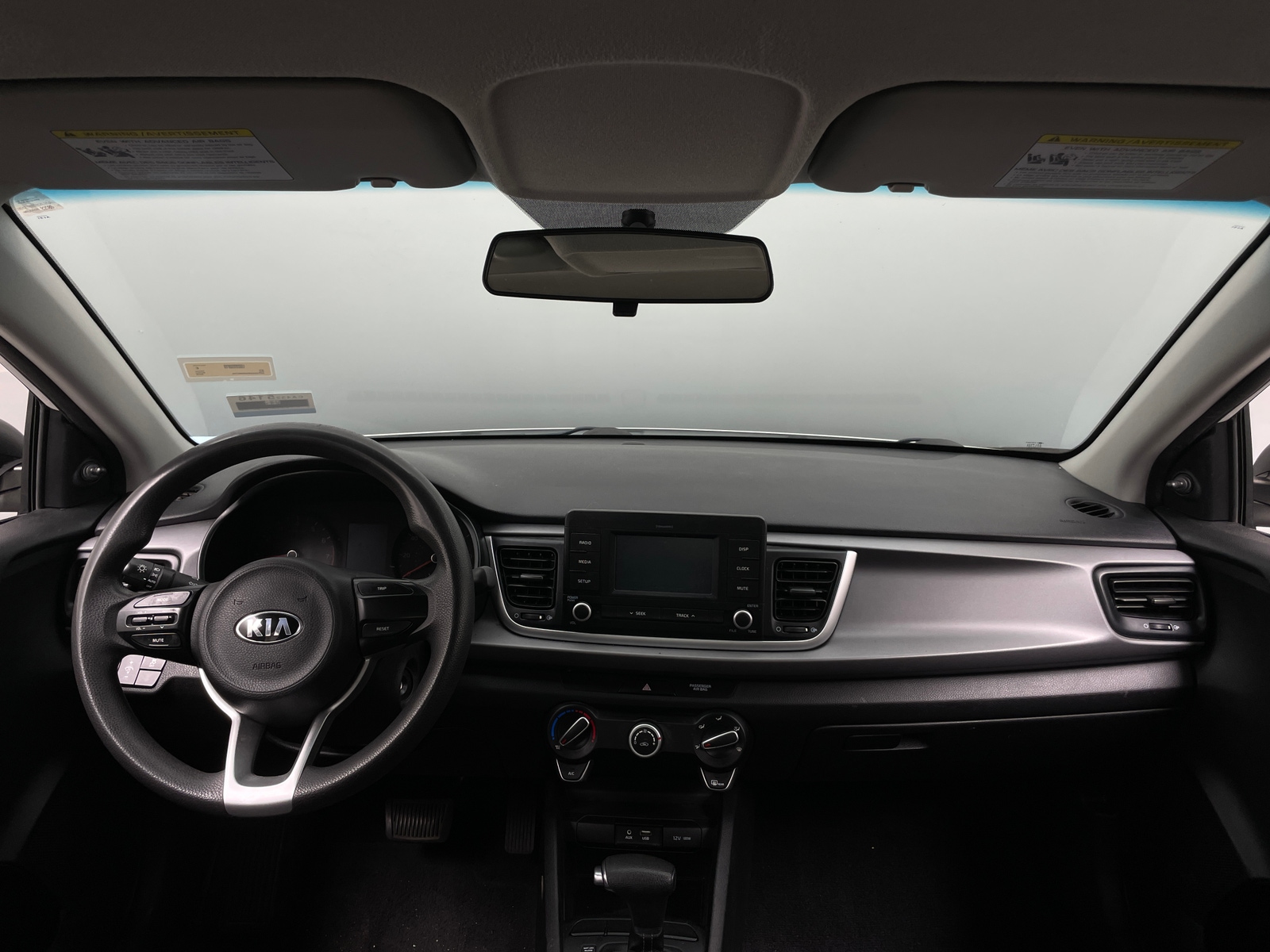 Thumbnail: 2018 Kia Rio - 3