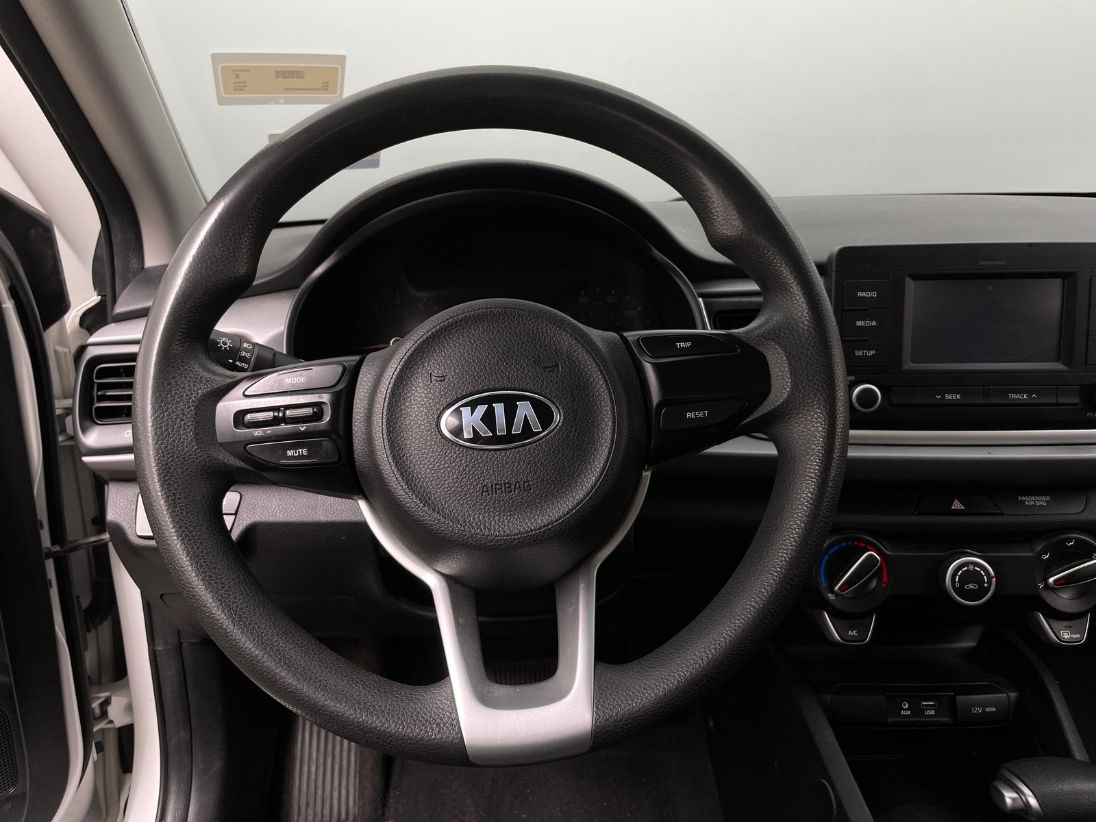 Thumbnail: 2018 Kia Rio - 5