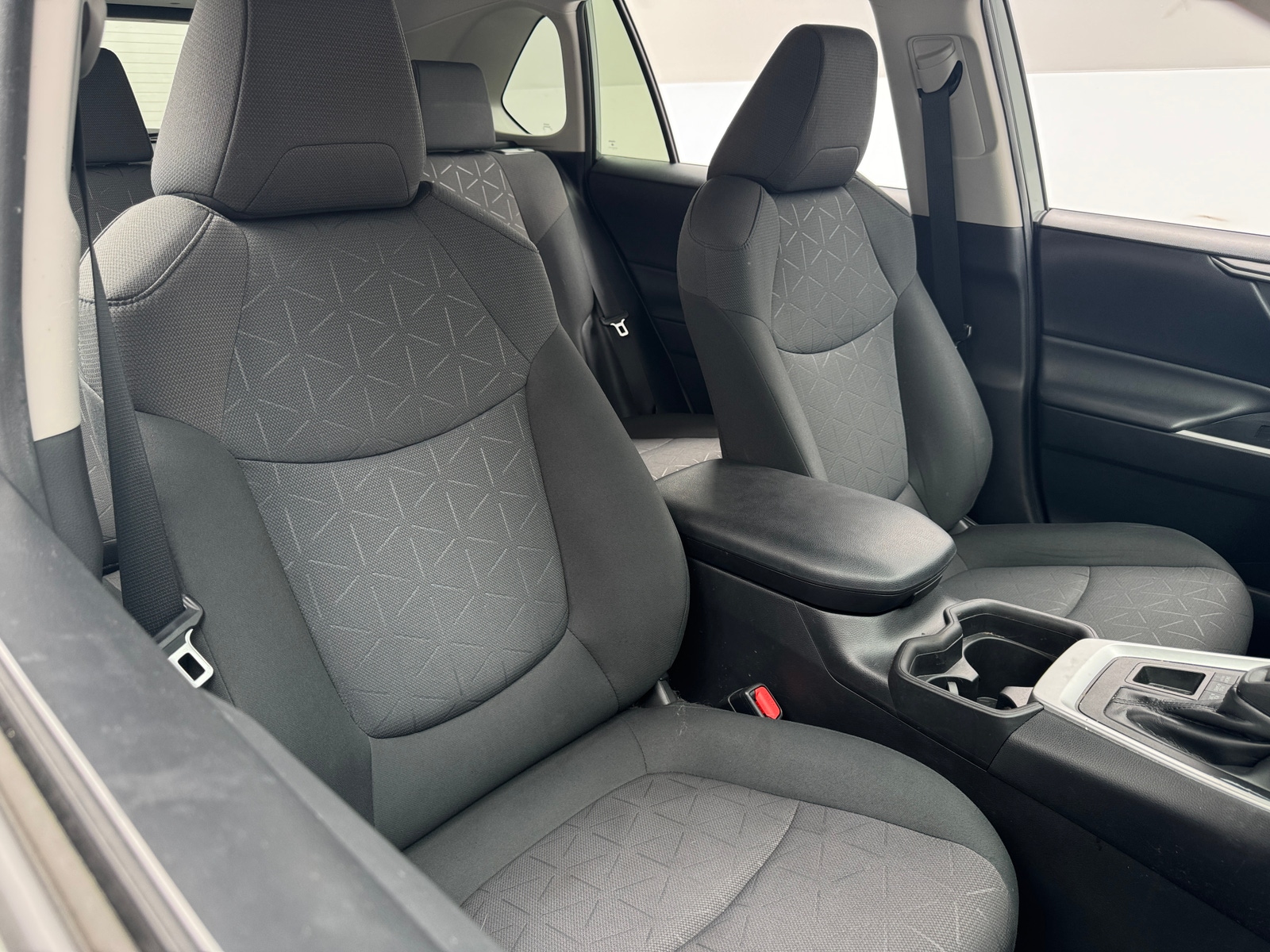 Thumbnail: 2019 Toyota RAV4 - 2