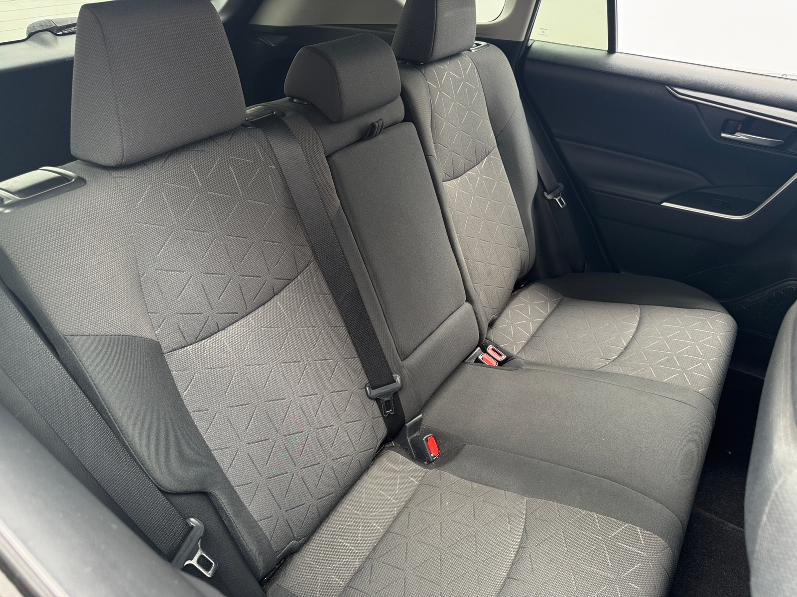 Thumbnail: 2019 Toyota RAV4 - 6