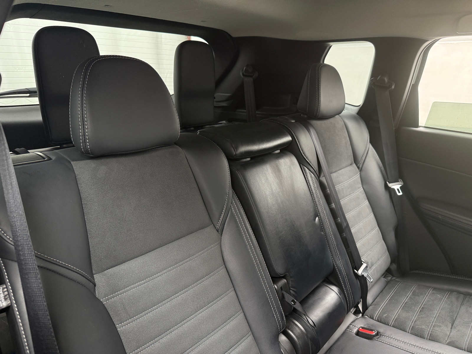Thumbnail: 2025 Mitsubishi Outlander - 5