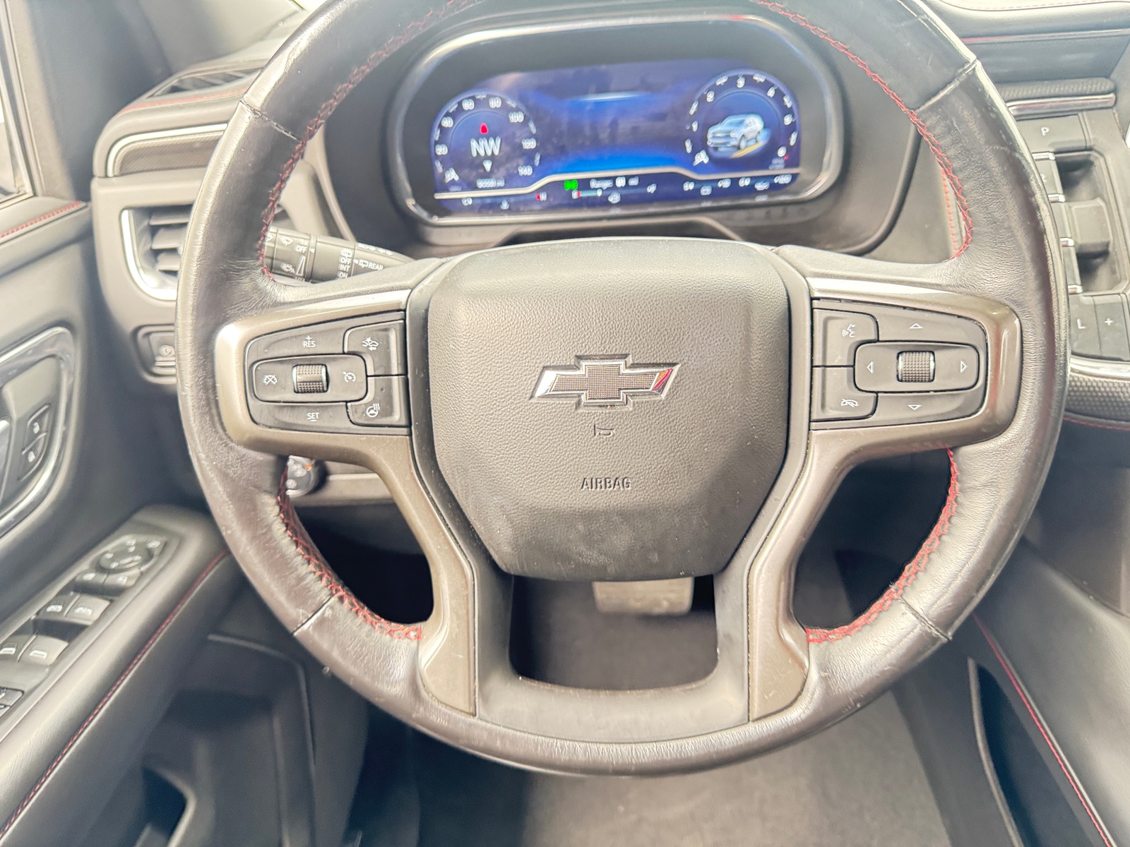 Thumbnail: 2022 Chevrolet Suburban - 4