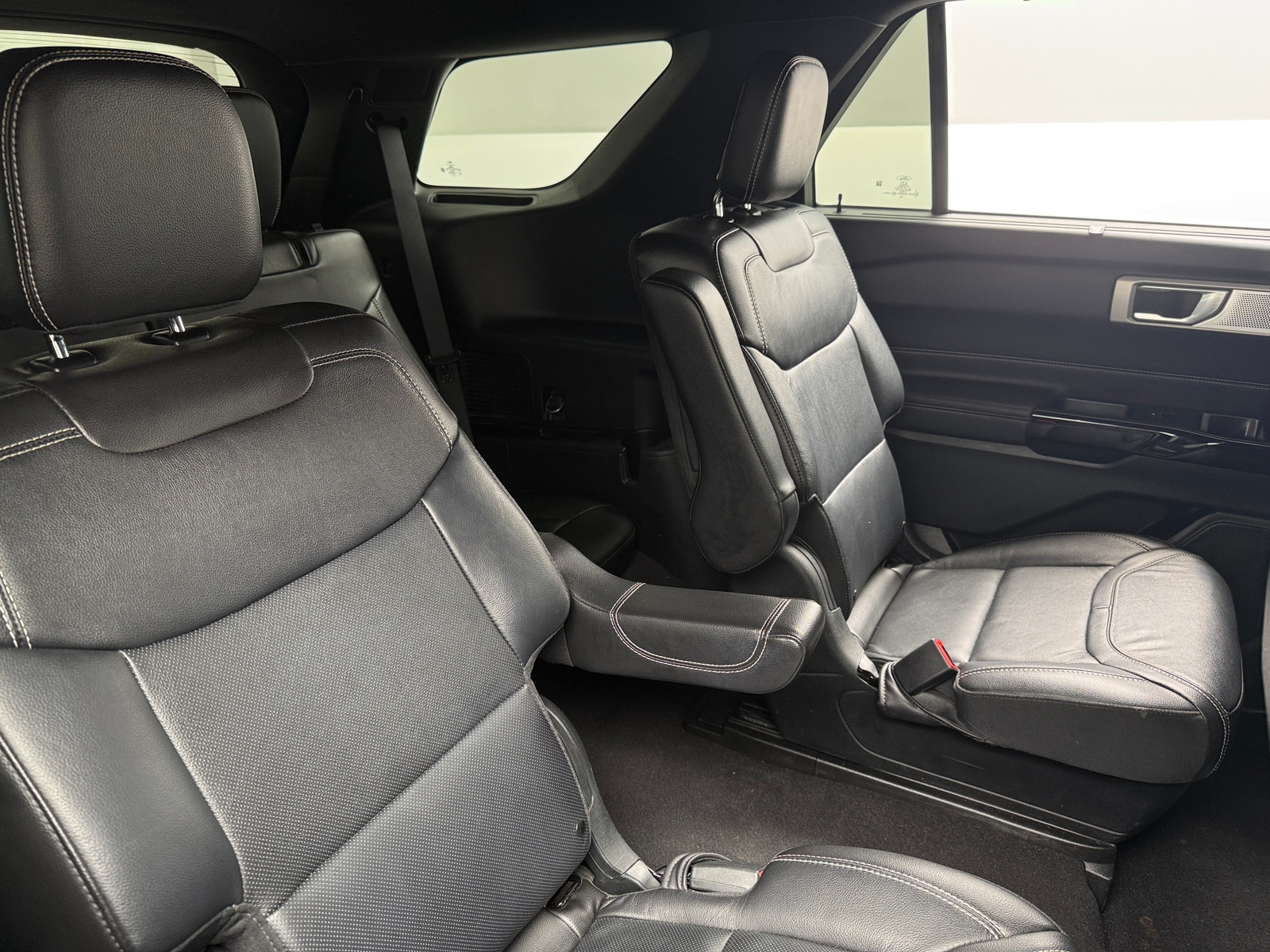 Thumbnail: 2023 Ford Explorer - 5
