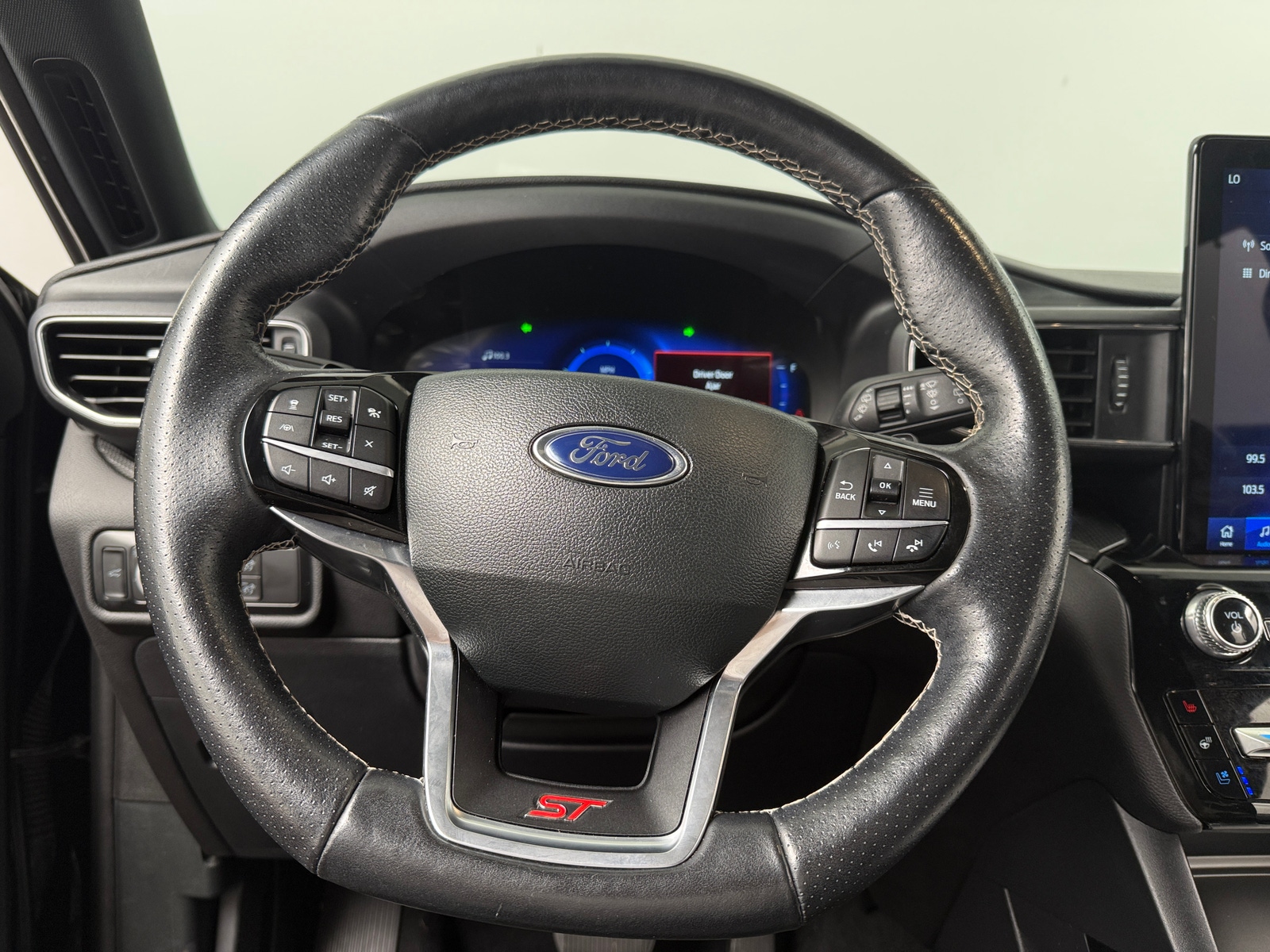 Thumbnail: 2023 Ford Explorer - 4