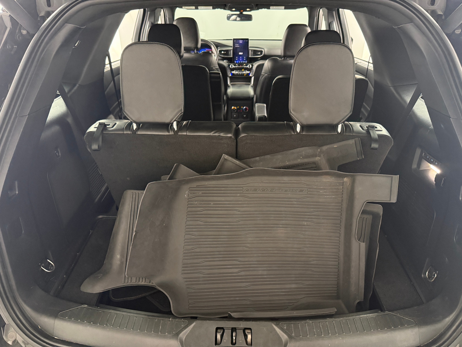 Thumbnail: 2023 Ford Explorer - 6
