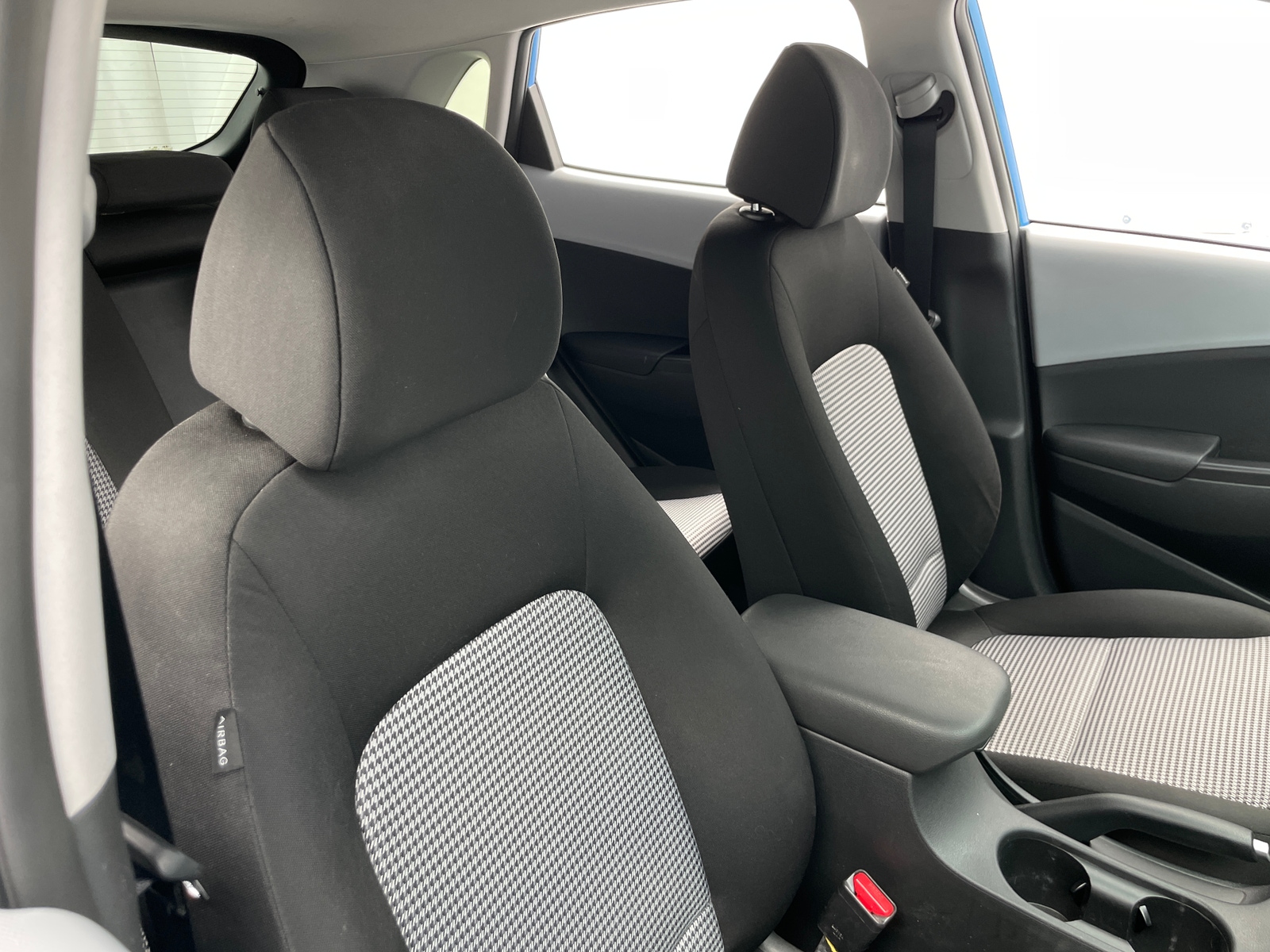 Thumbnail: 2020 Hyundai Kona - 2