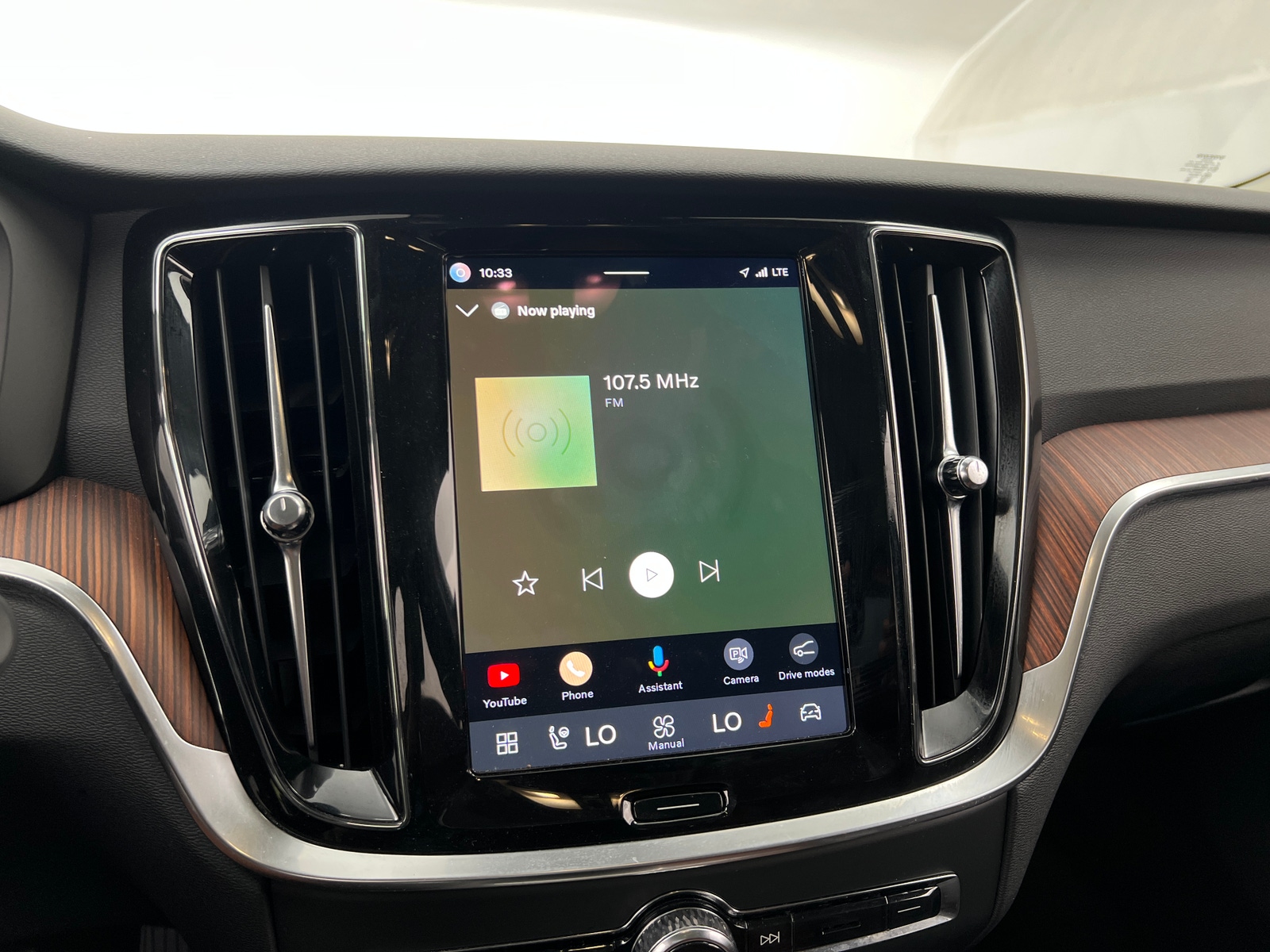 Thumbnail: 2025 Volvo V60 - 3