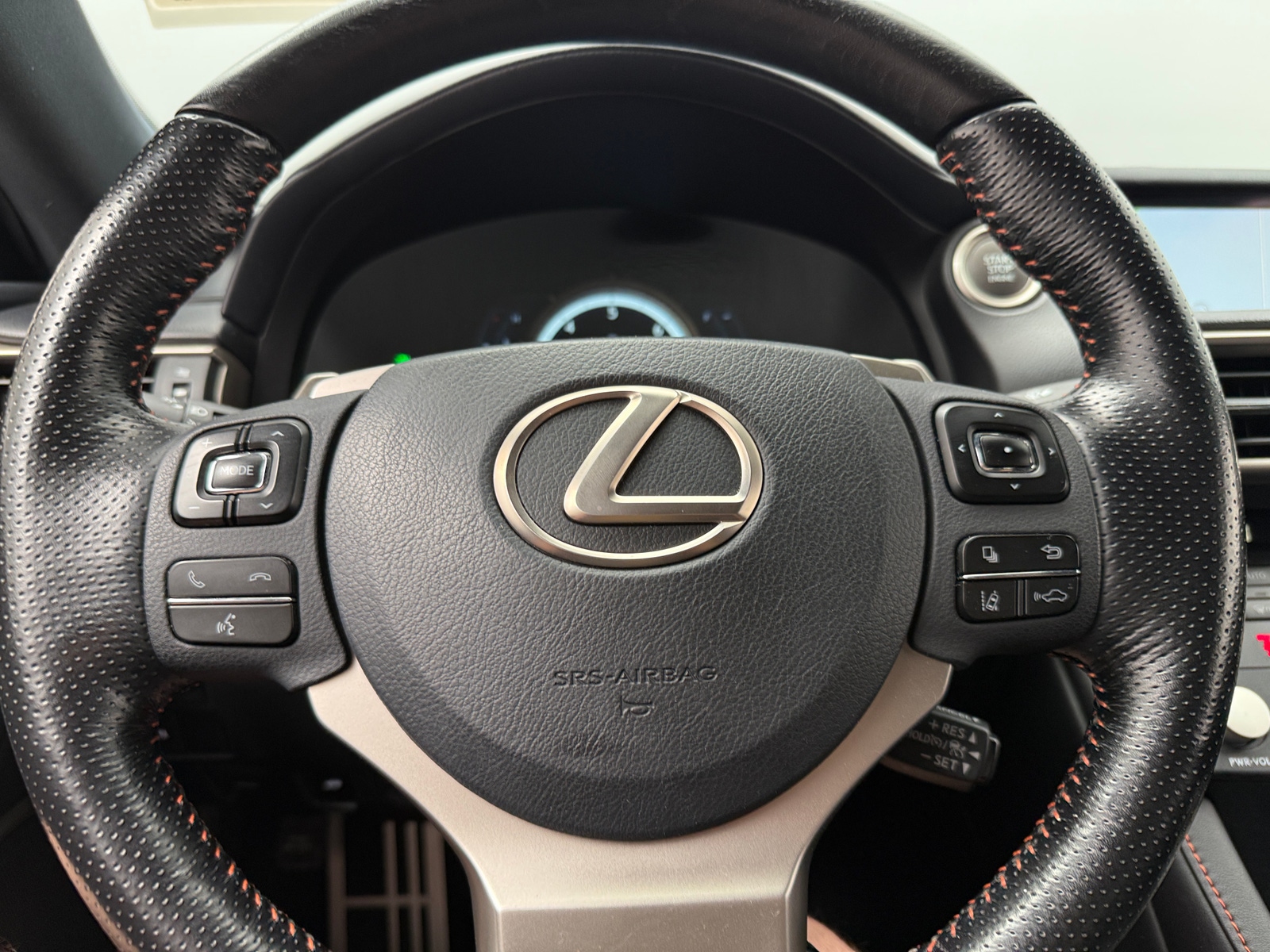 Thumbnail: 2018 Lexus RC - 3