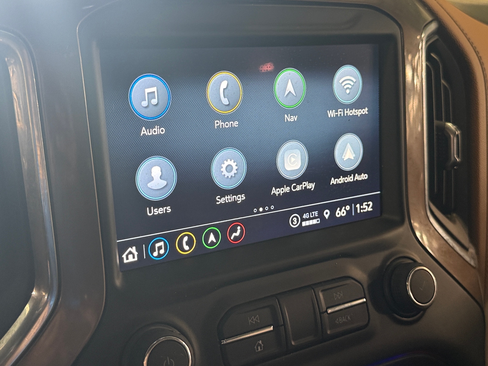 Thumbnail: 2022 Chevrolet Silverado 1500 - 3