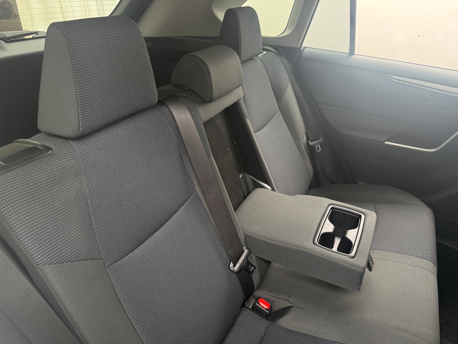 Thumbnail: 2019 Toyota RAV4 - 6