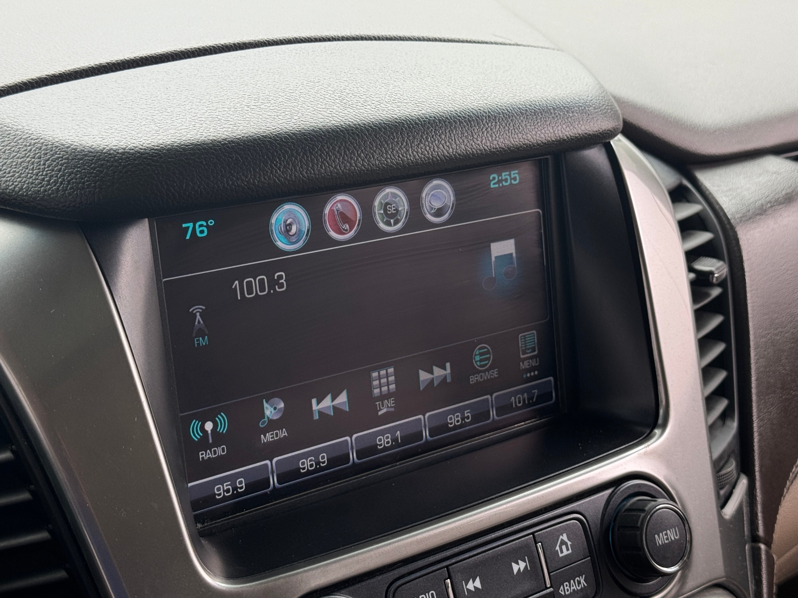 Thumbnail: 2016 Chevrolet Tahoe - 3