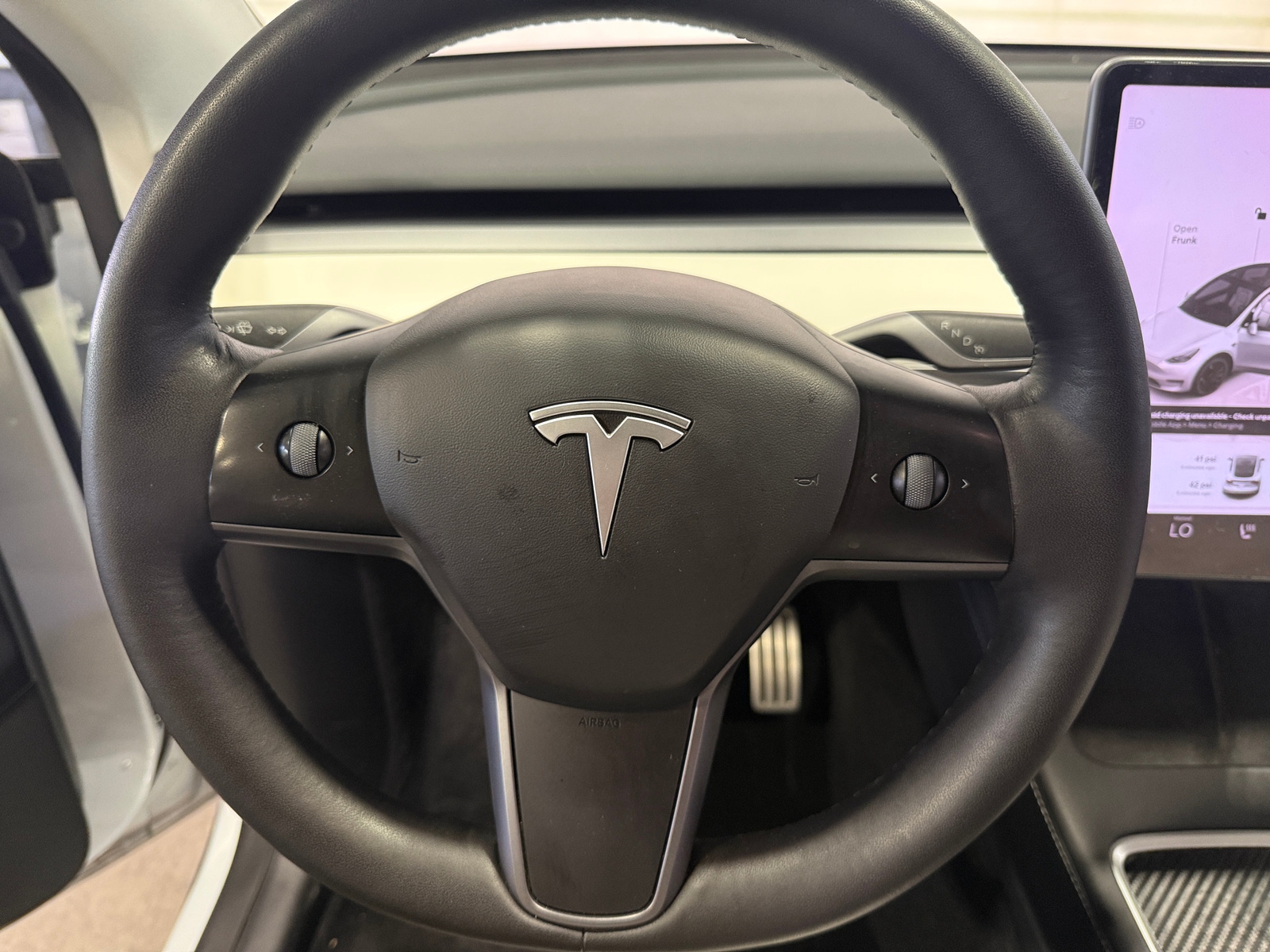 Thumbnail: 2022 Tesla Model Y - 4