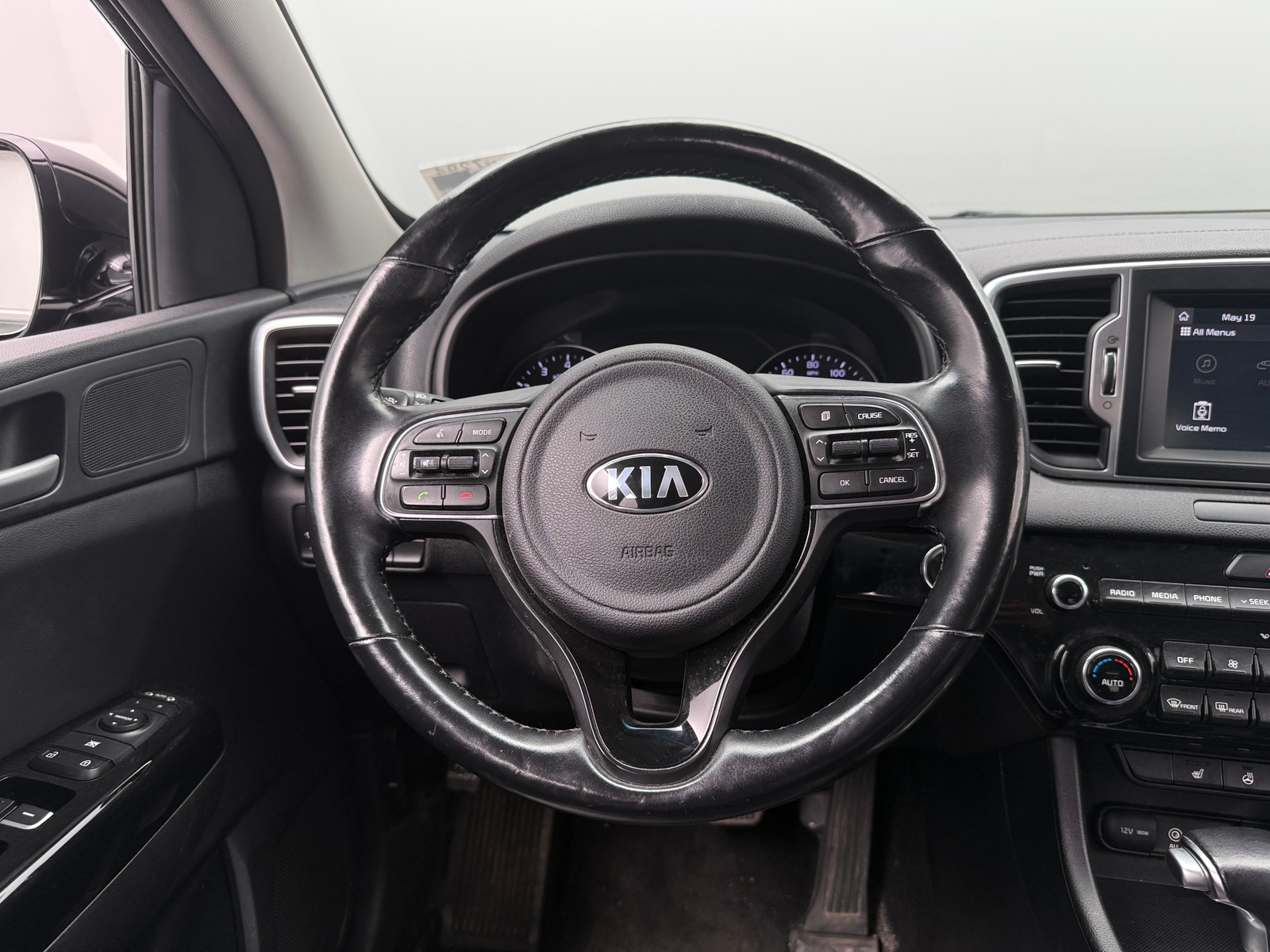 Thumbnail: 2019 Kia Sportage - 4